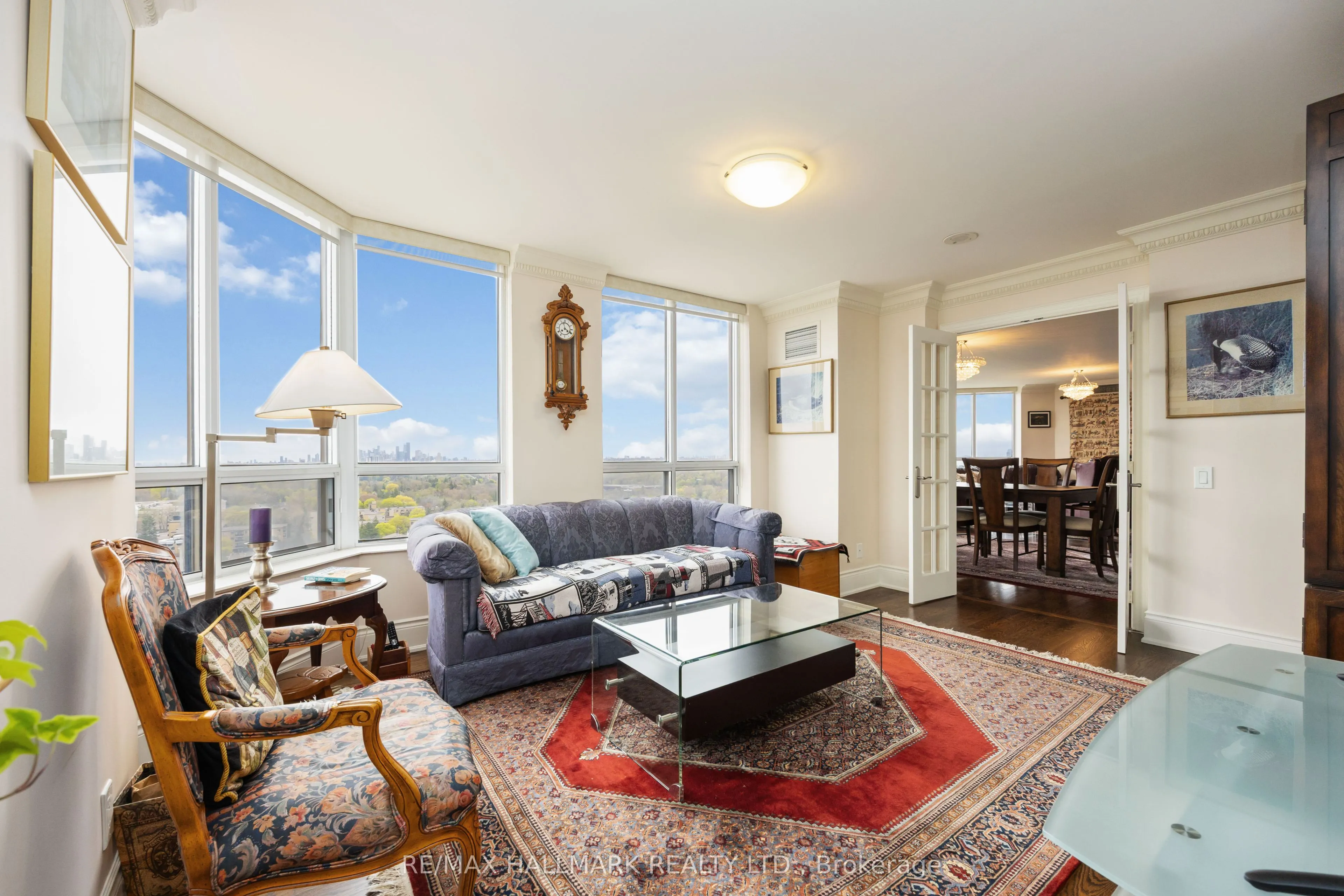80 Harrison Garden Boulevard, #1821