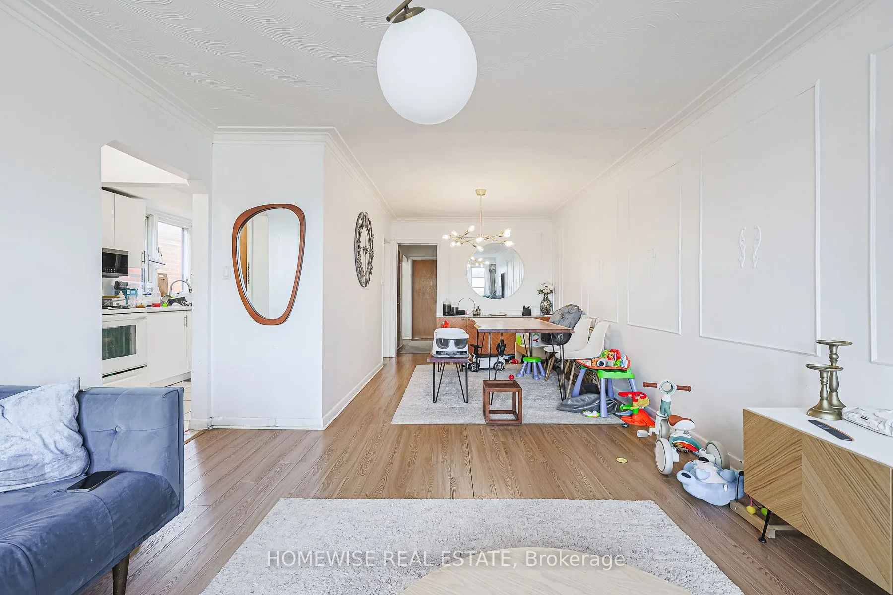 4 Lanark Avenue