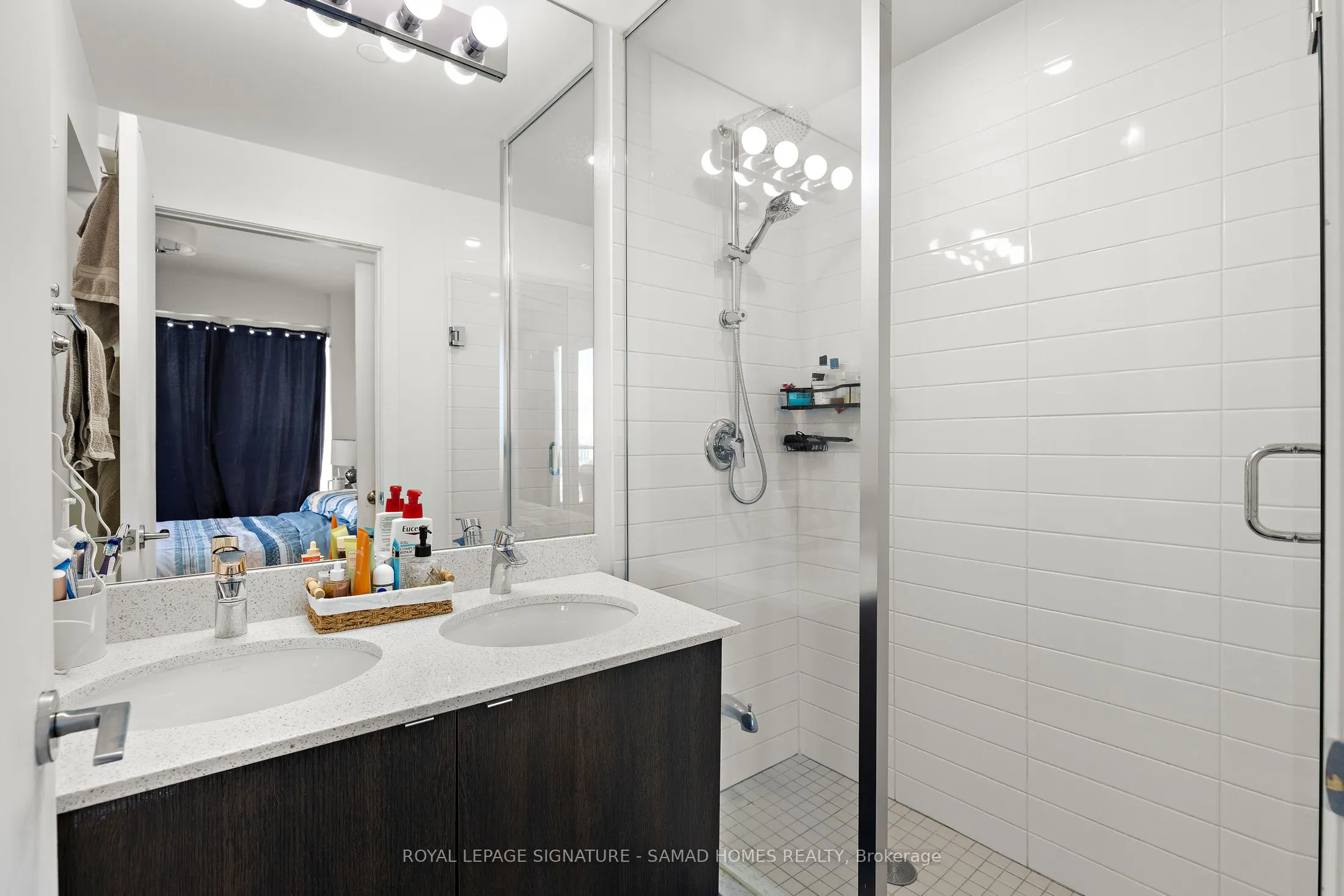 150 East Liberty Street, #2813