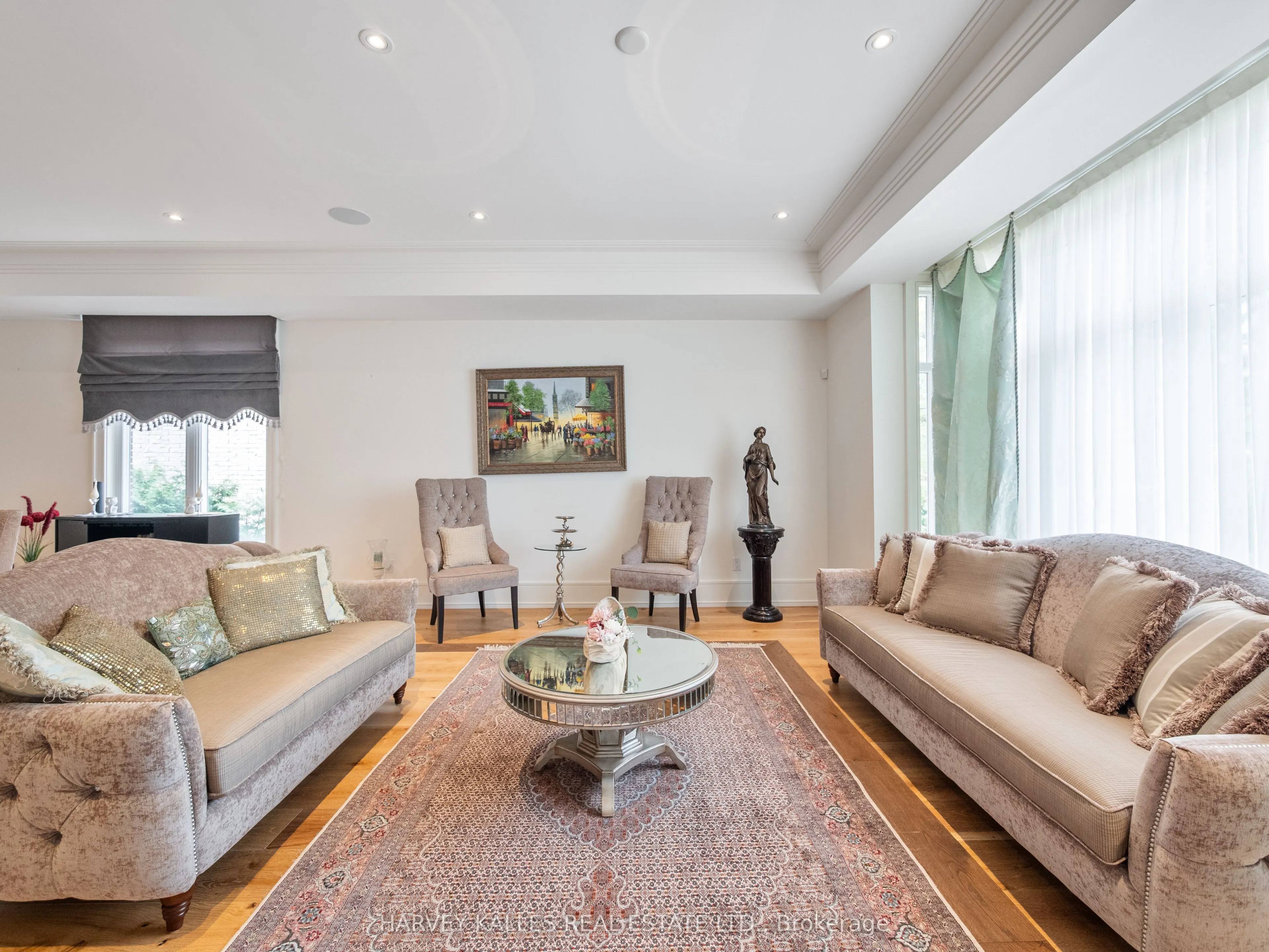 267 Empress Avenue