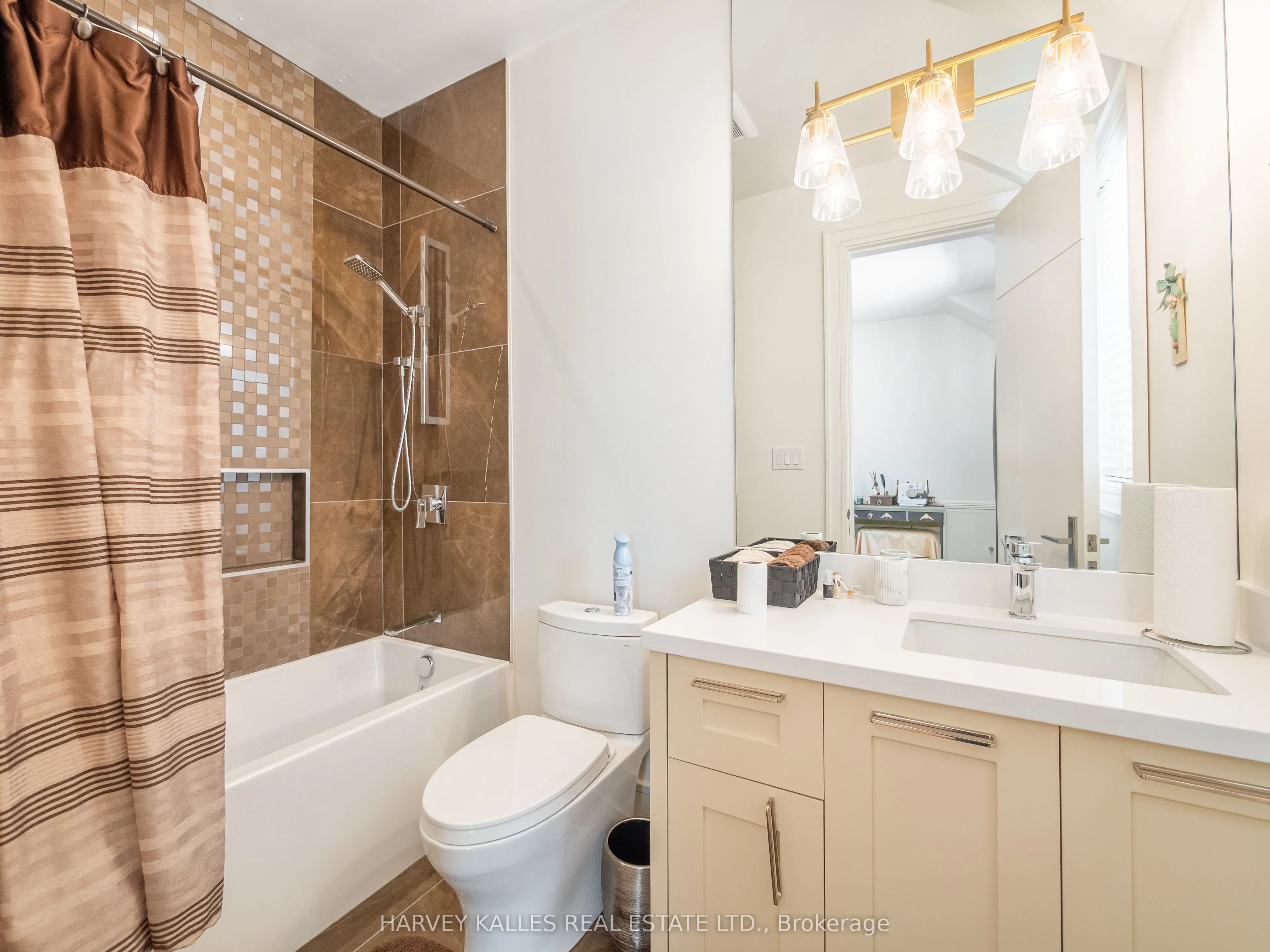 267 Empress Avenue
