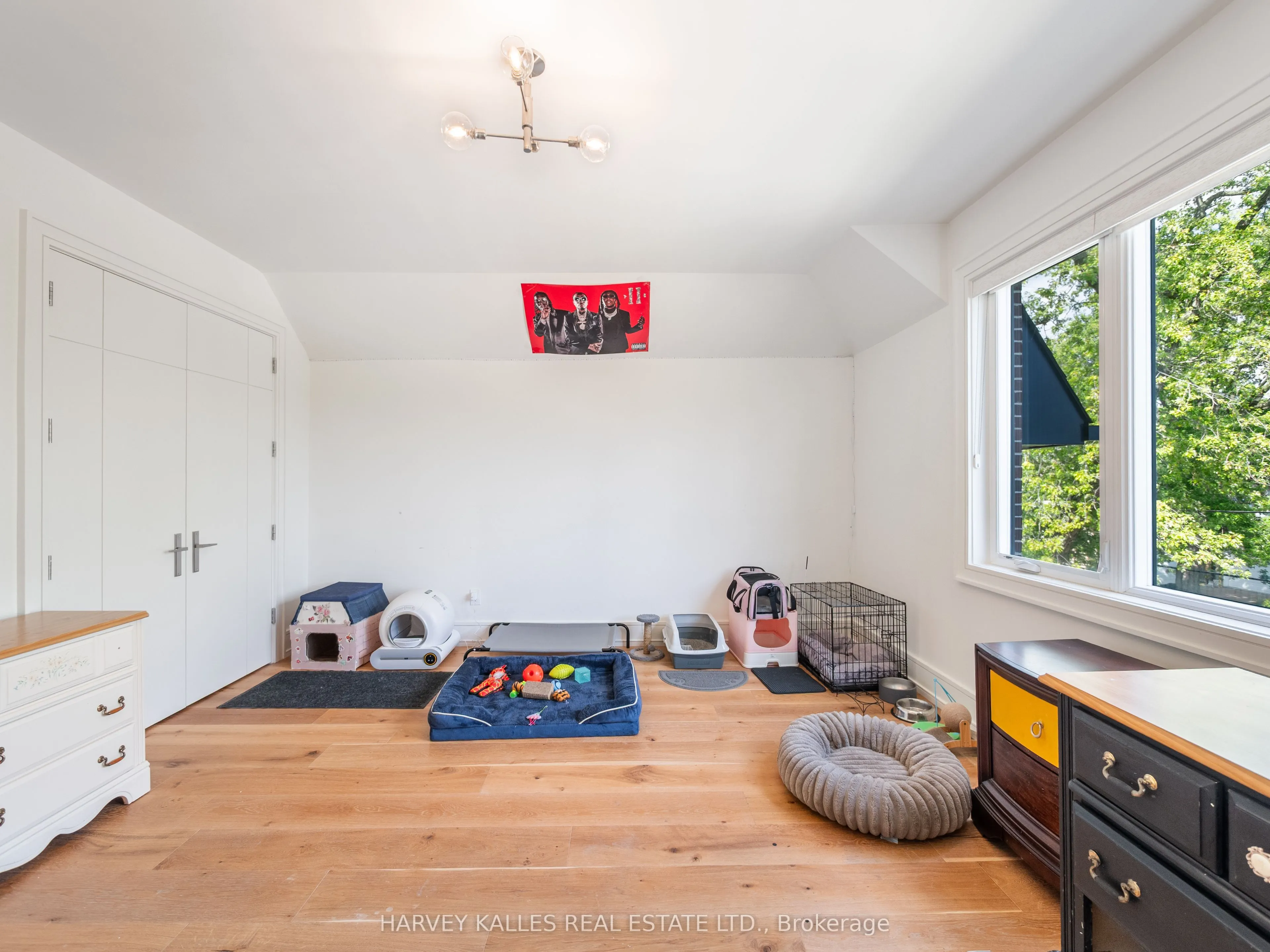 267 Empress Avenue