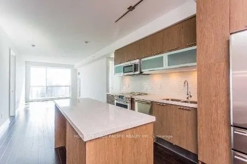 75 Queens Wharf Road, #801