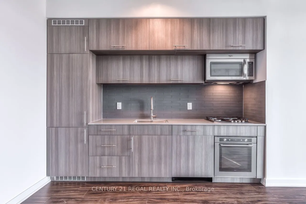 205 Manning Avenue, #416
