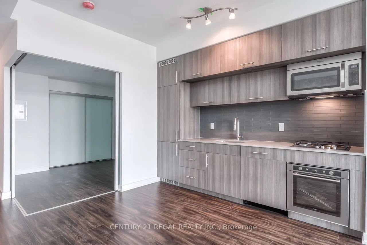 205 Manning Avenue, #416