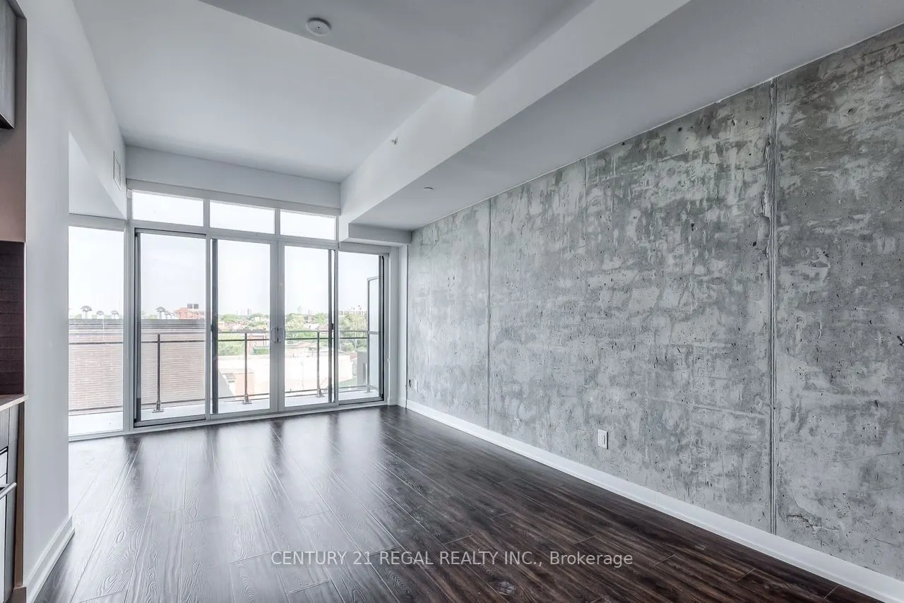 205 Manning Avenue, #416