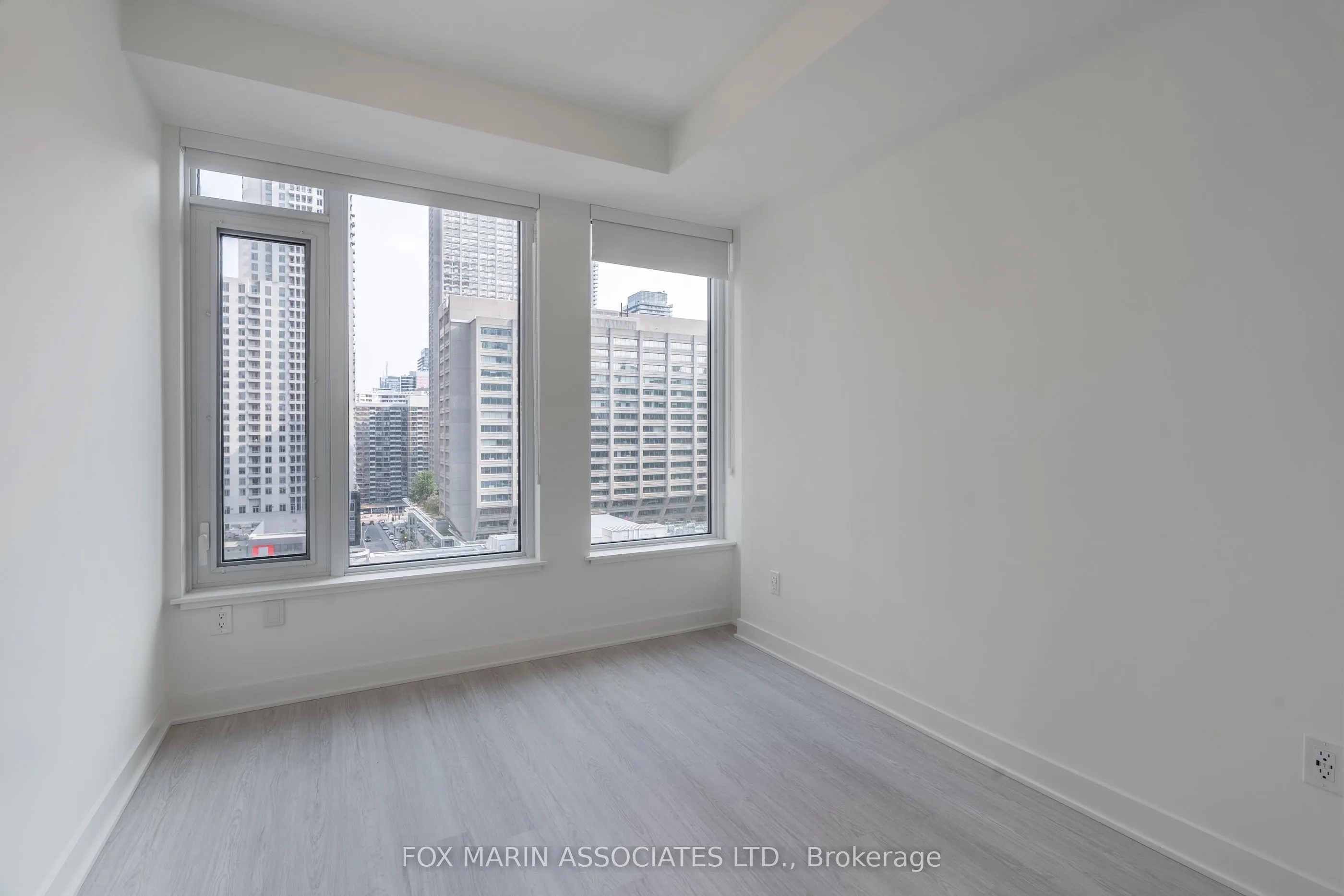 11 Yorkville Avenue, #814