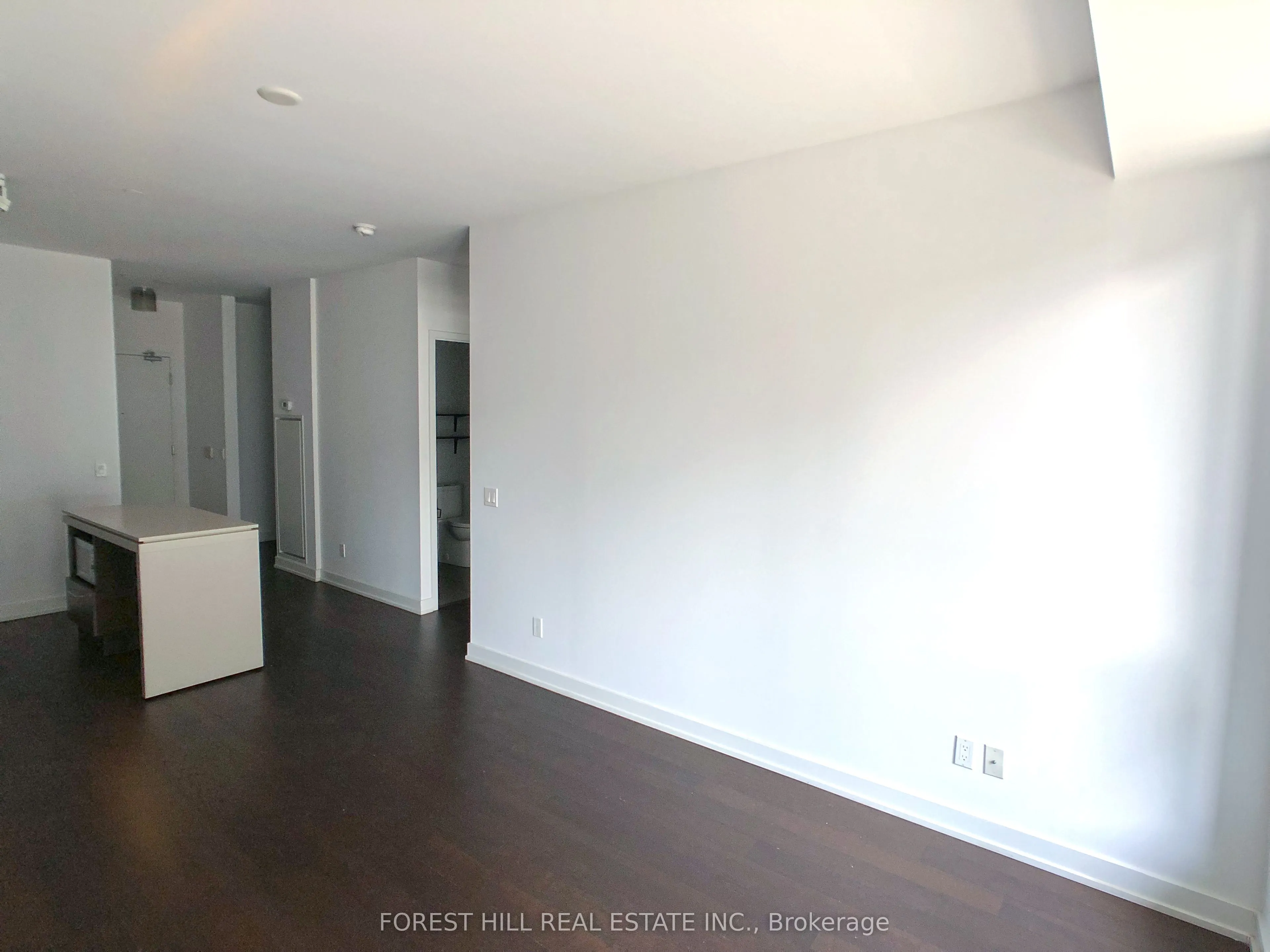 1030 King Street W, #440