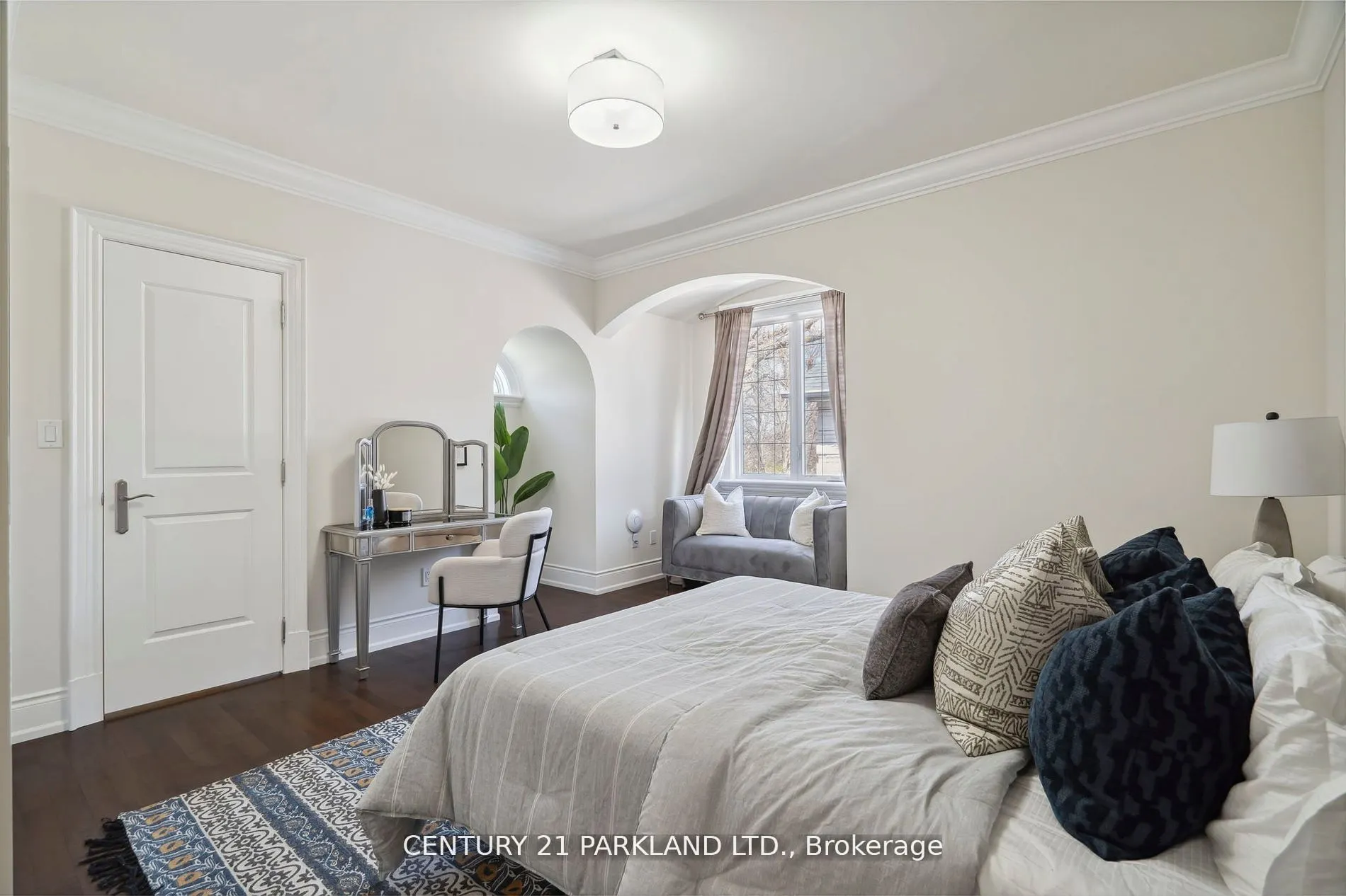 337 Kingsdale Avenue