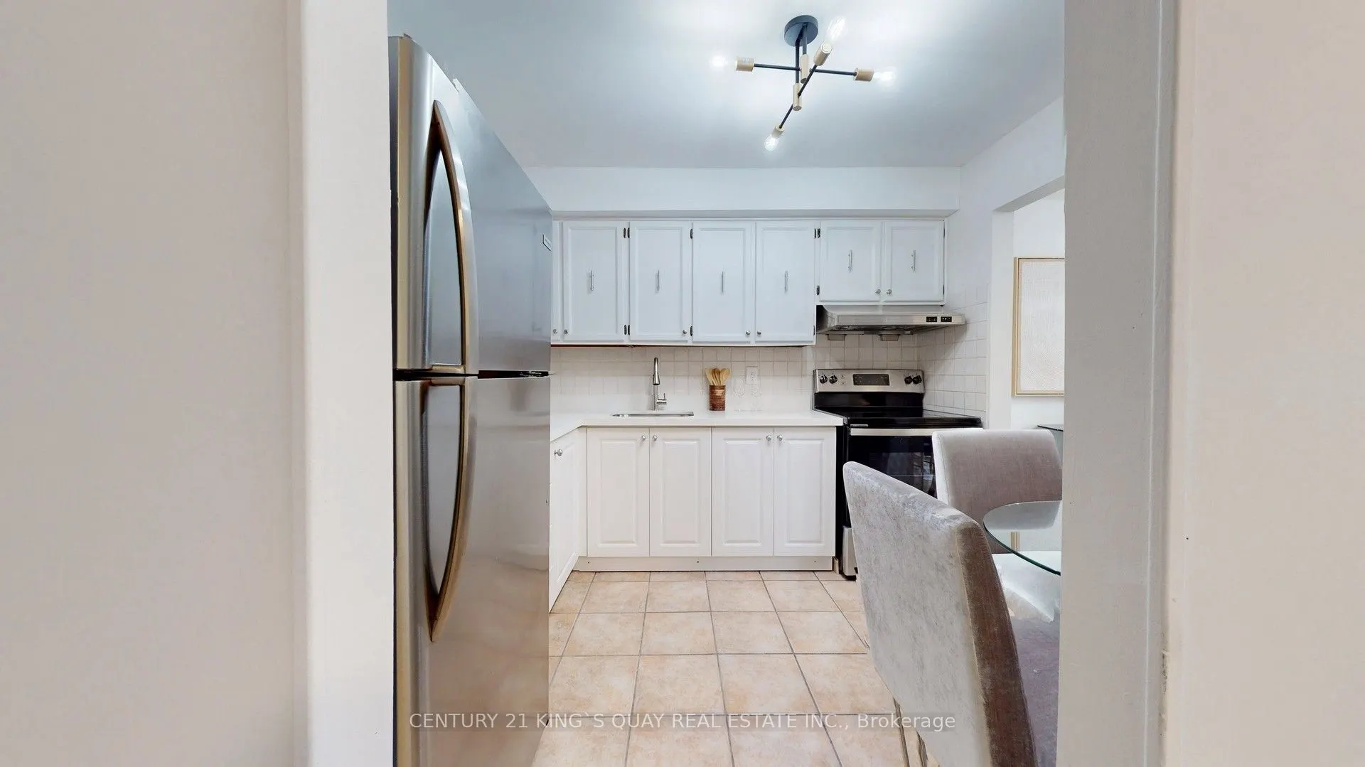81 Elsa Vine Way, #166