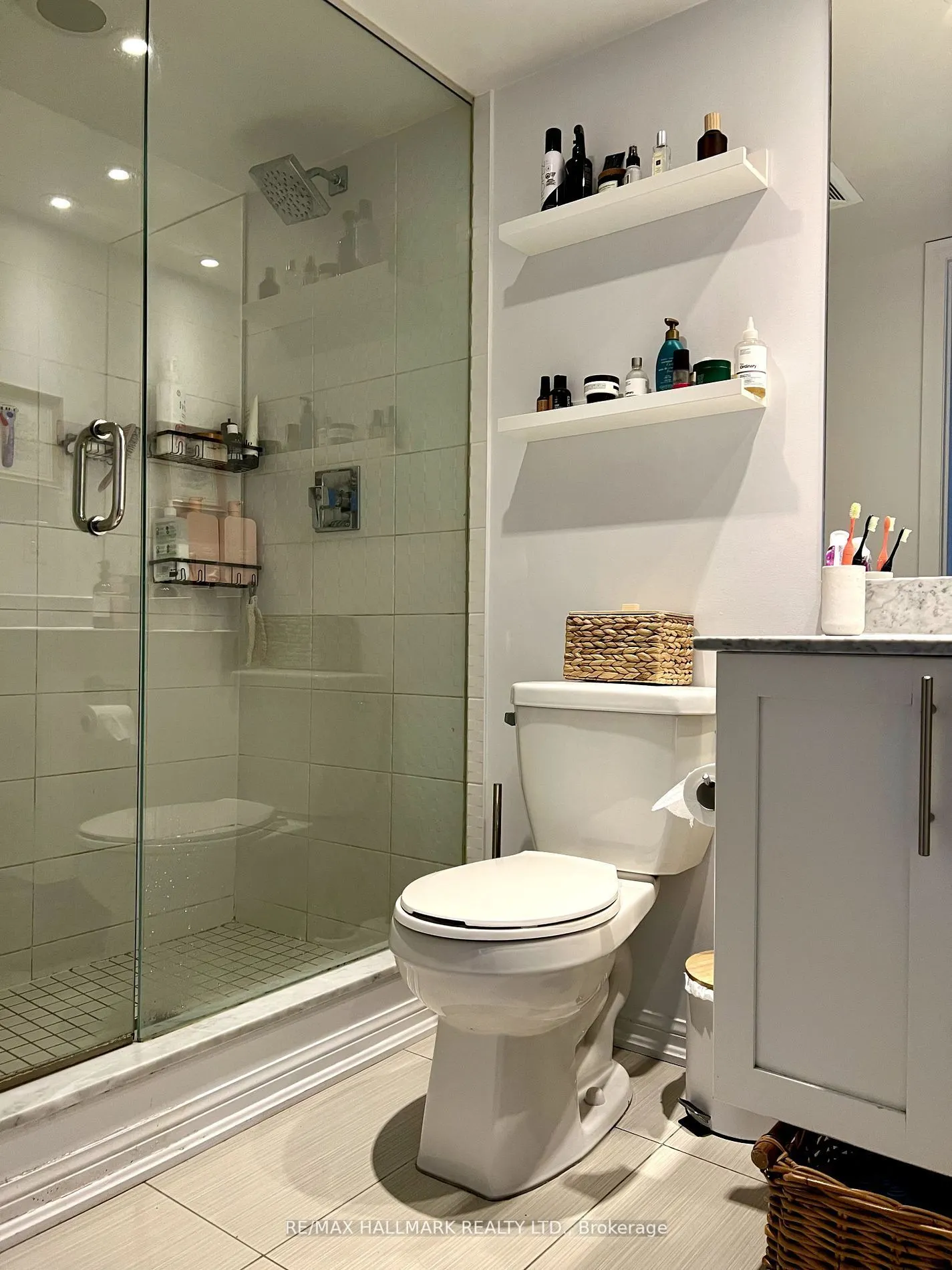 38 Grand Magazine Street, #1232