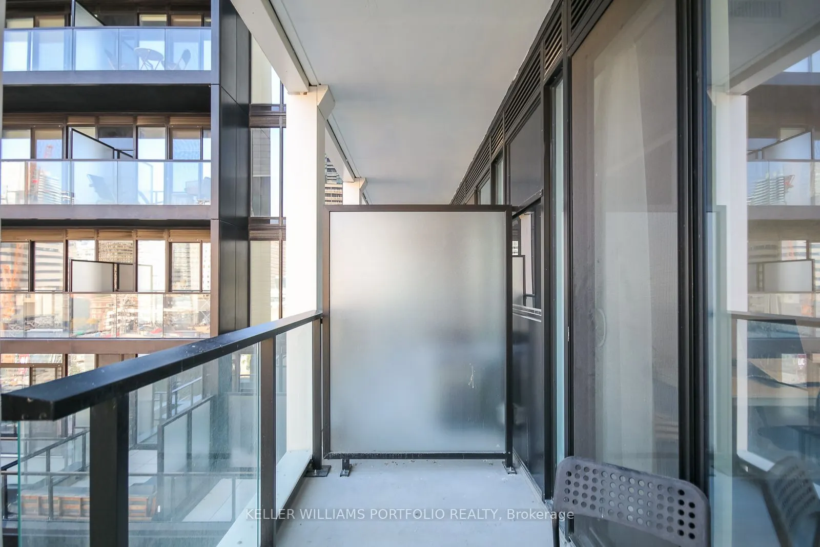 20 Edward Street, #618