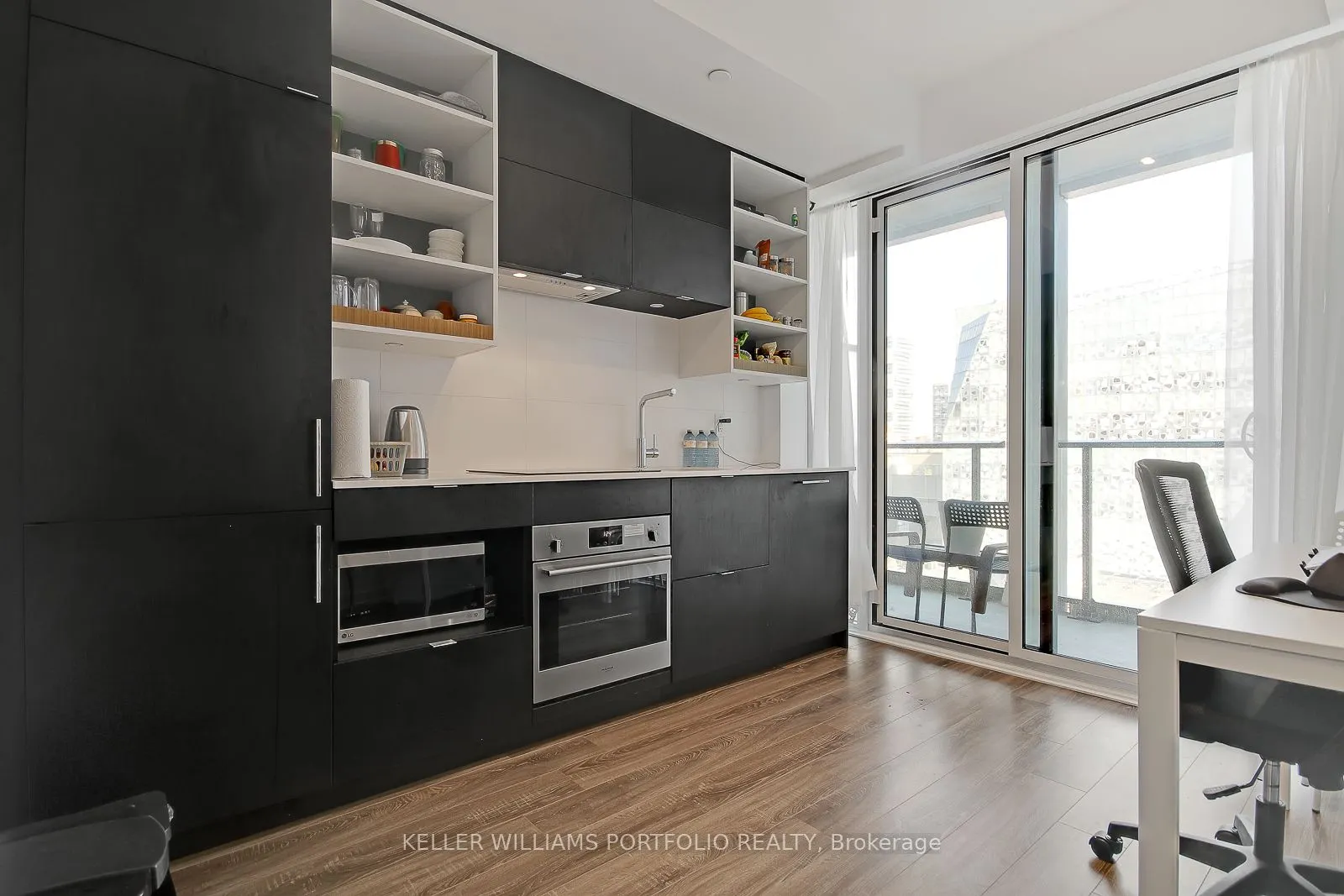 20 Edward Street, #618
