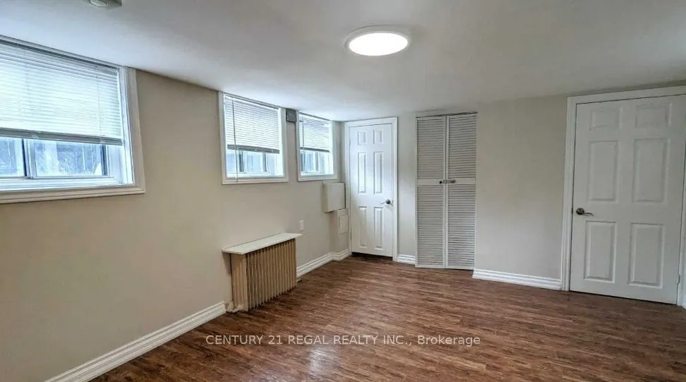 394 Summerhill Avenue, #Lower