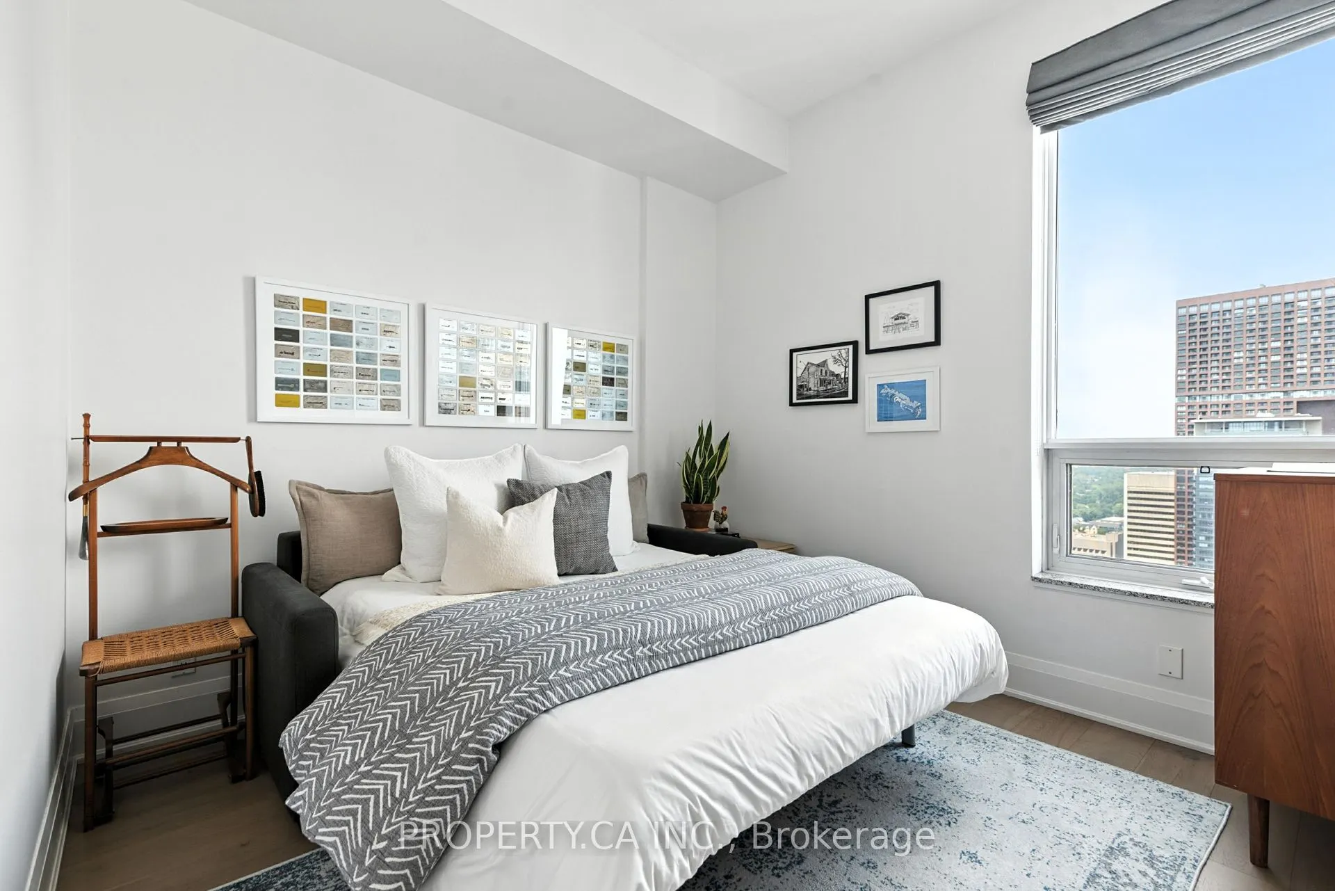 500 Sherbourne Street, #3202