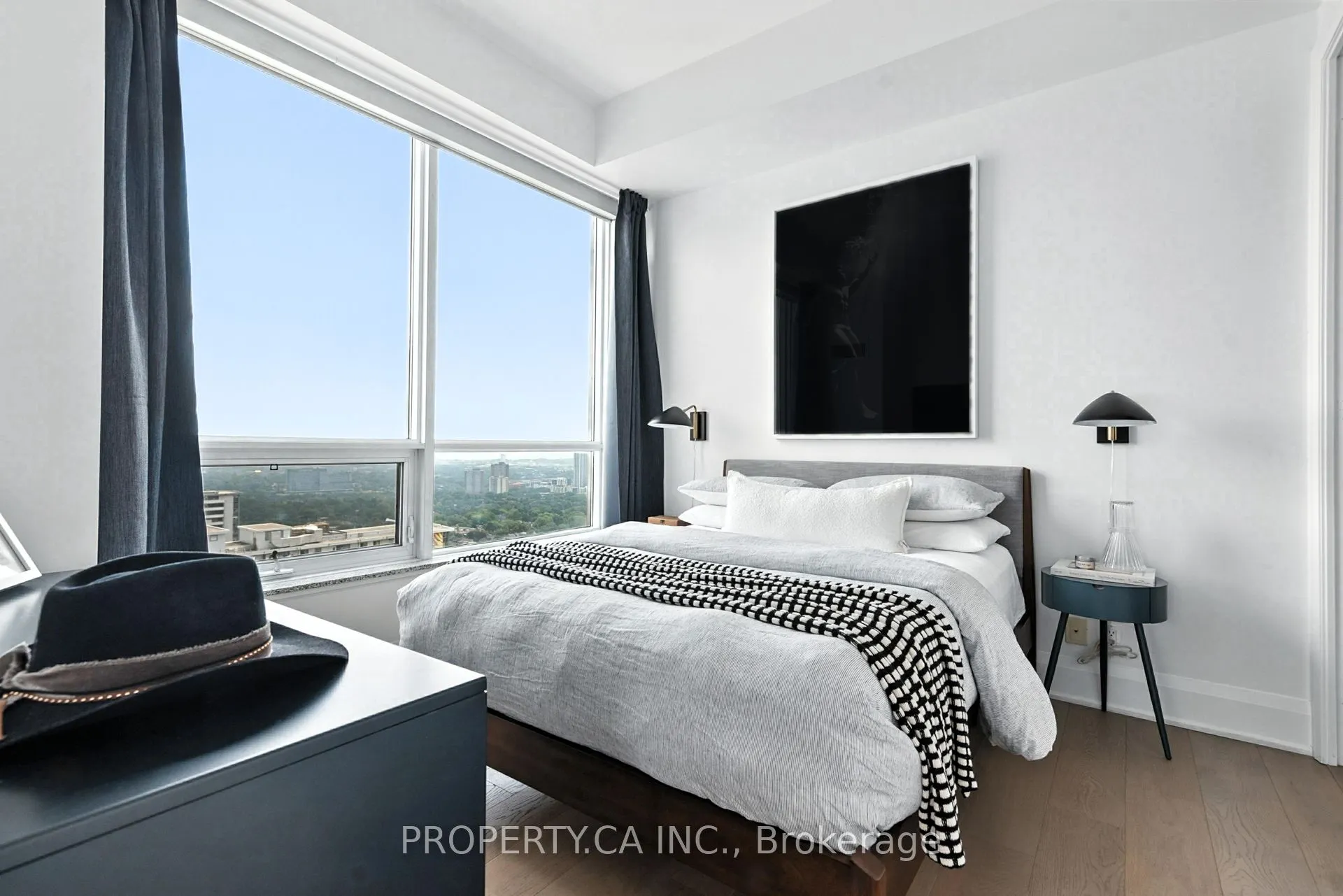 500 Sherbourne Street, #3202