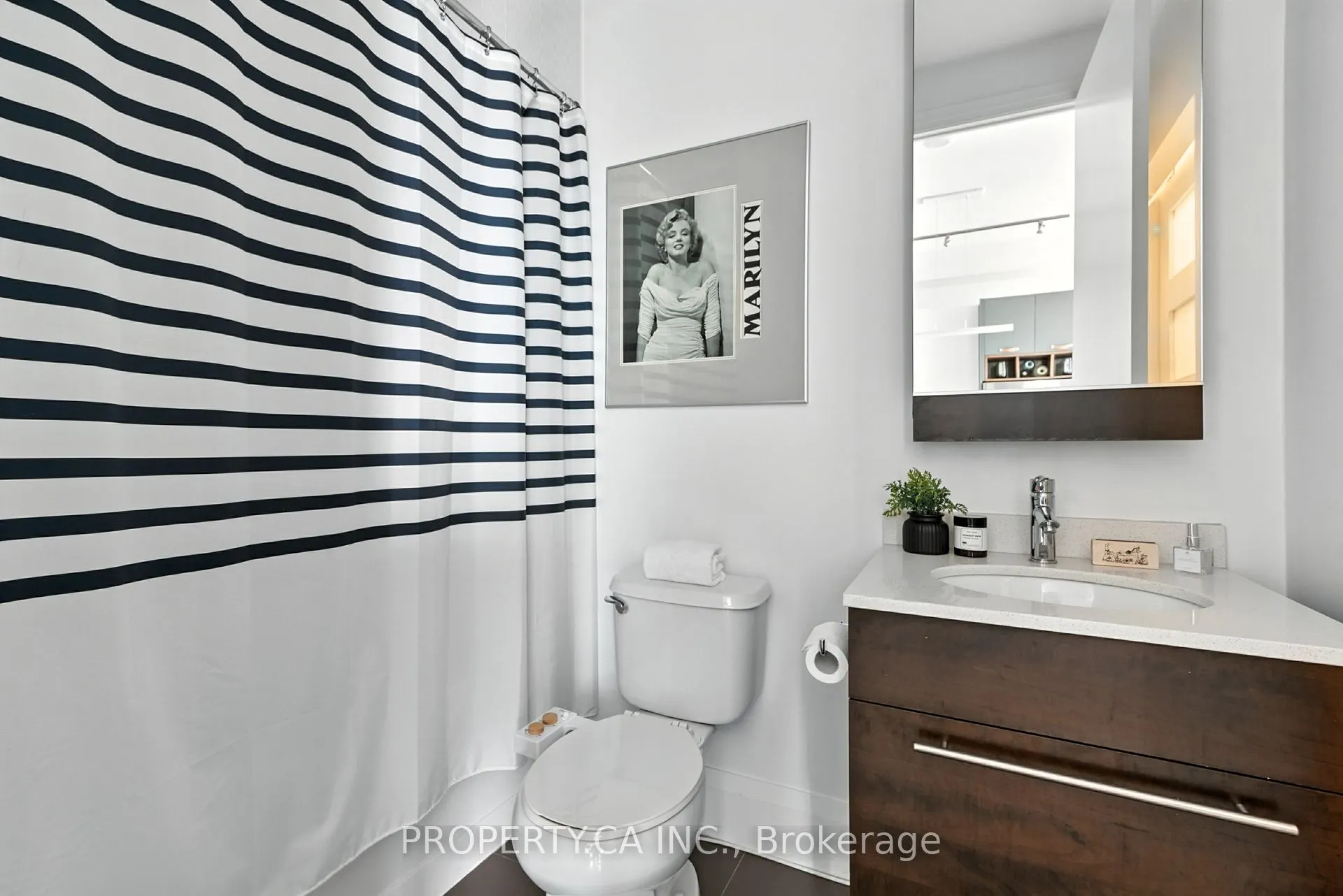 500 Sherbourne Street, #3202