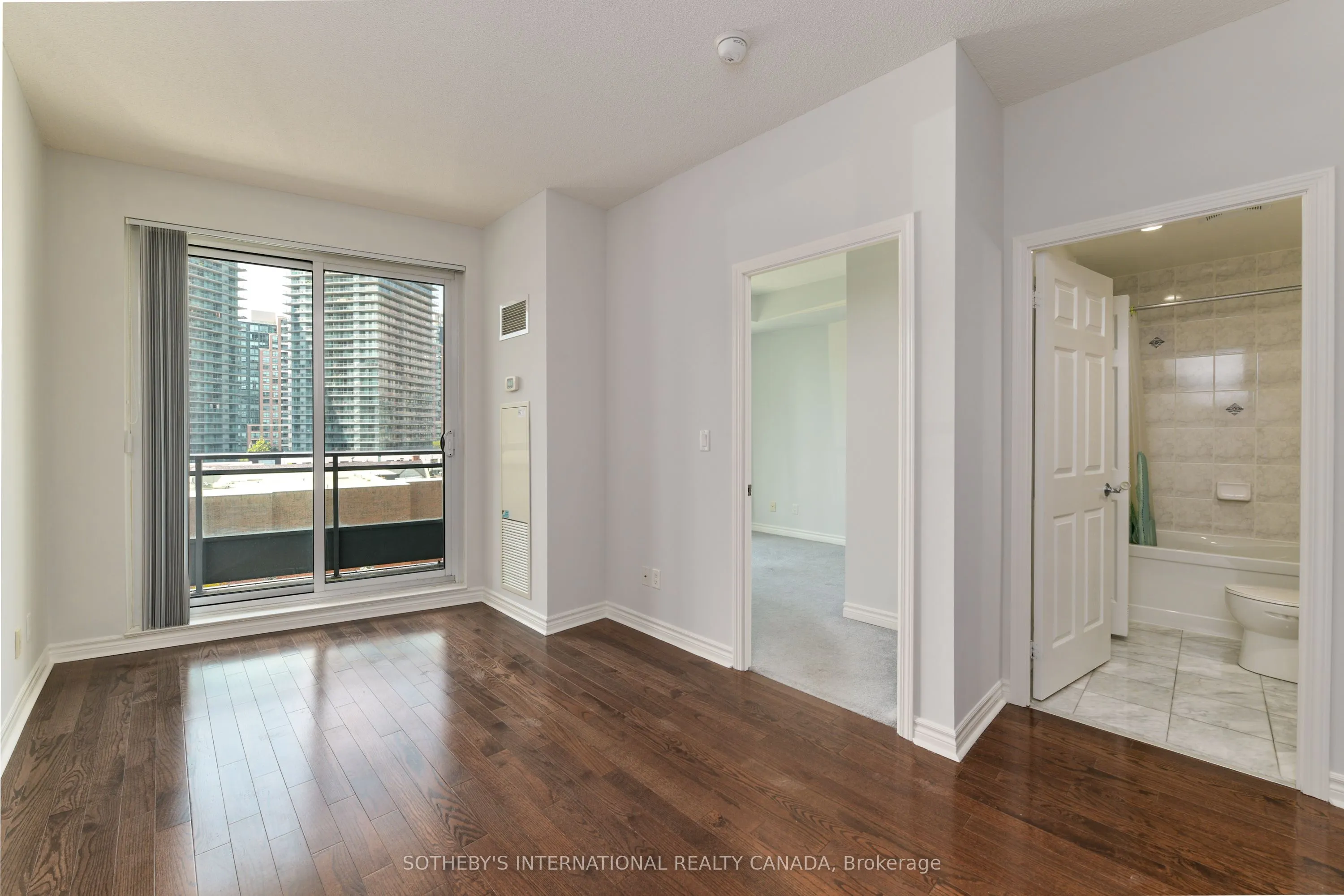18 Holmes Avenue, #509