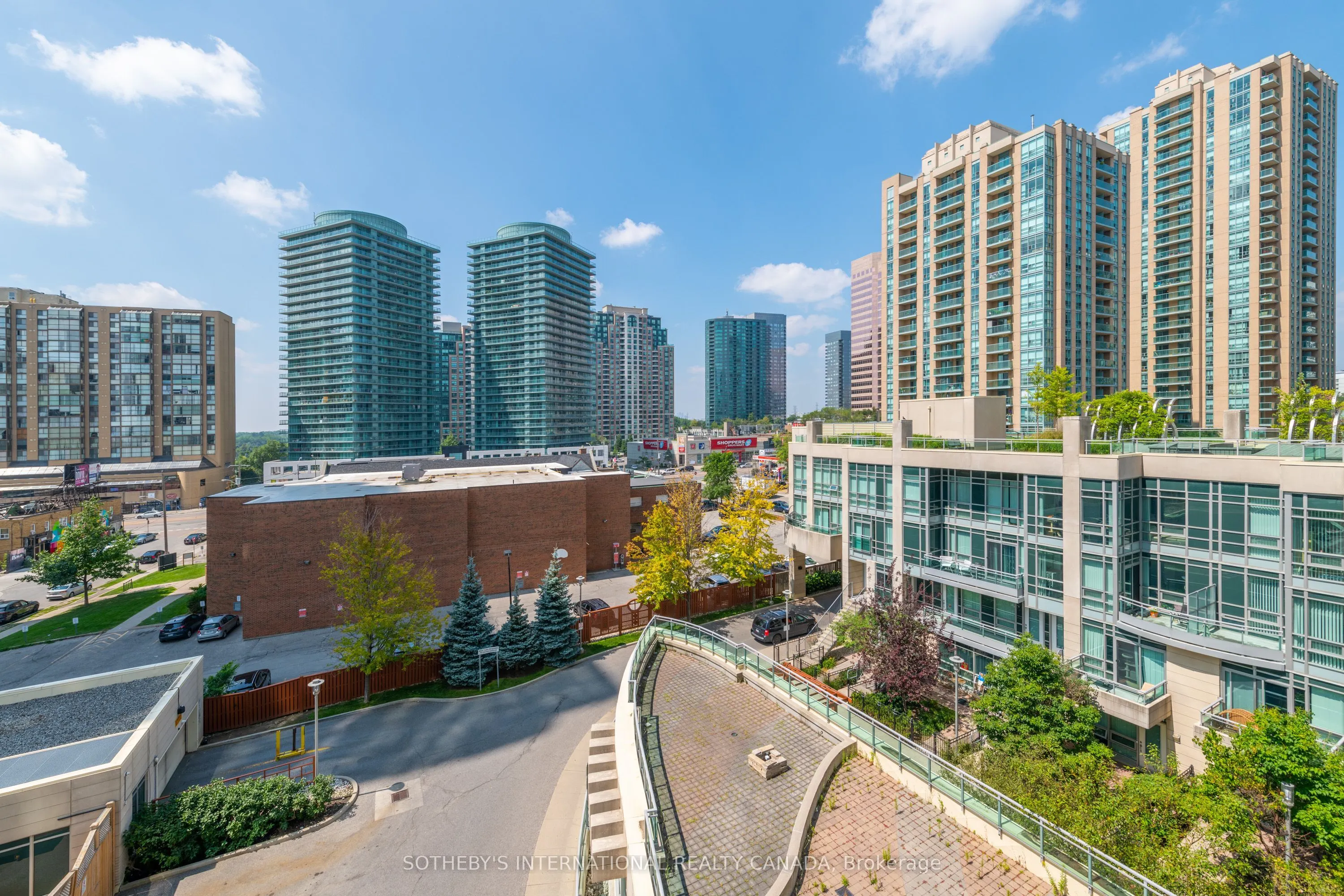 18 Holmes Avenue, #509