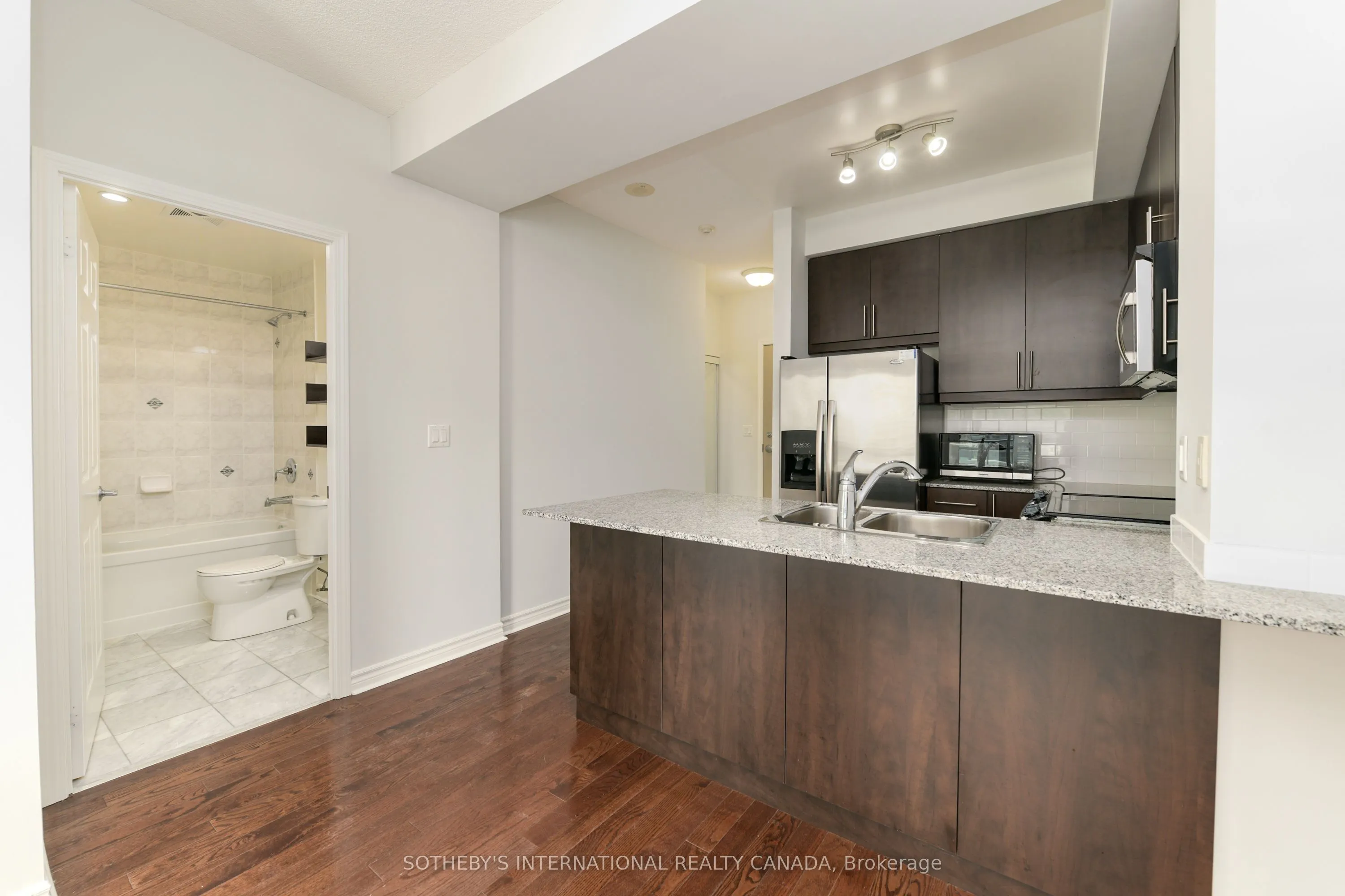 18 Holmes Avenue, #509