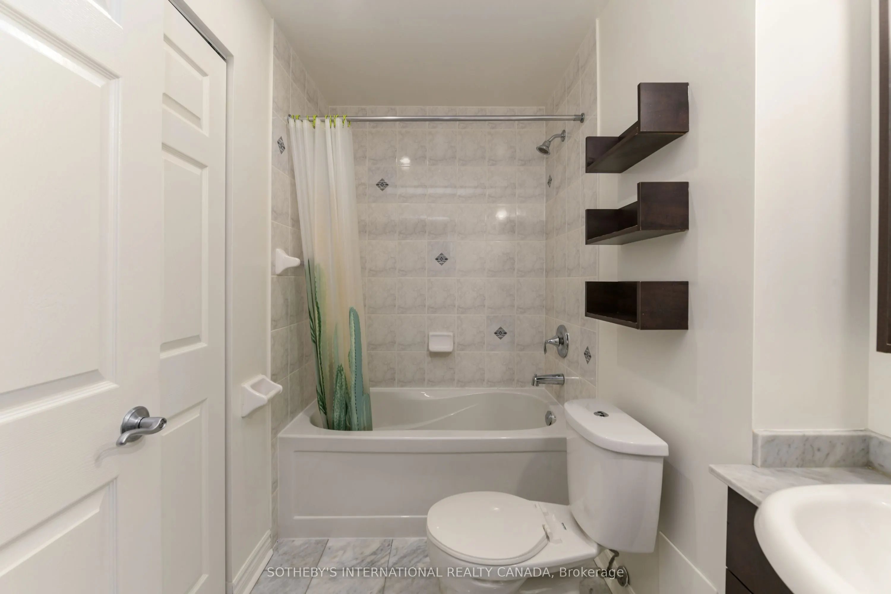 18 Holmes Avenue, #509