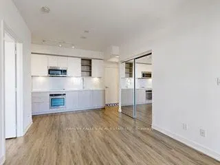 50 Ordnance Street, #1512