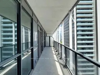 50 Ordnance Street, #1512