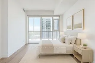 50 Ordnance Street, #1512