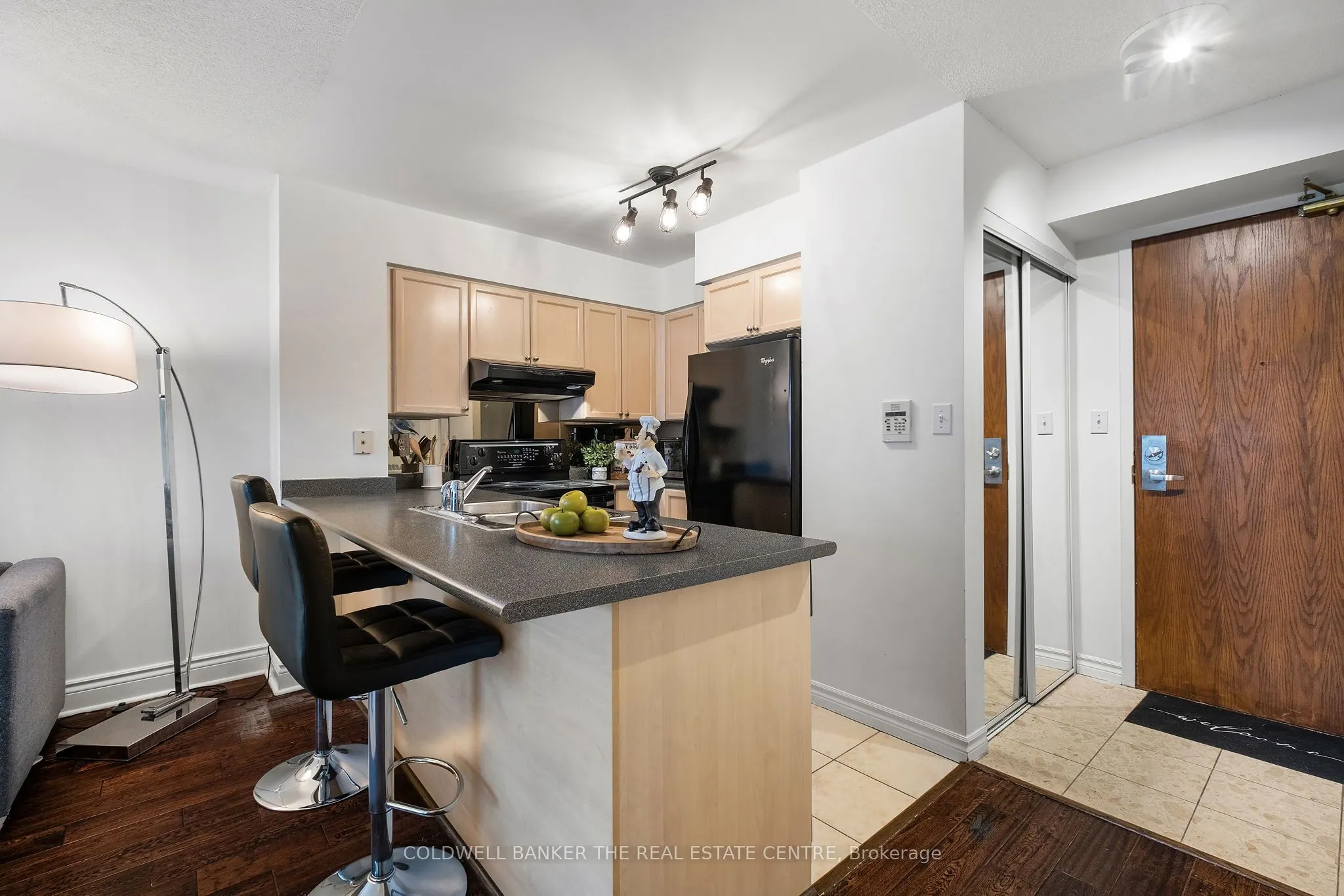 253 Merton Street N, #510