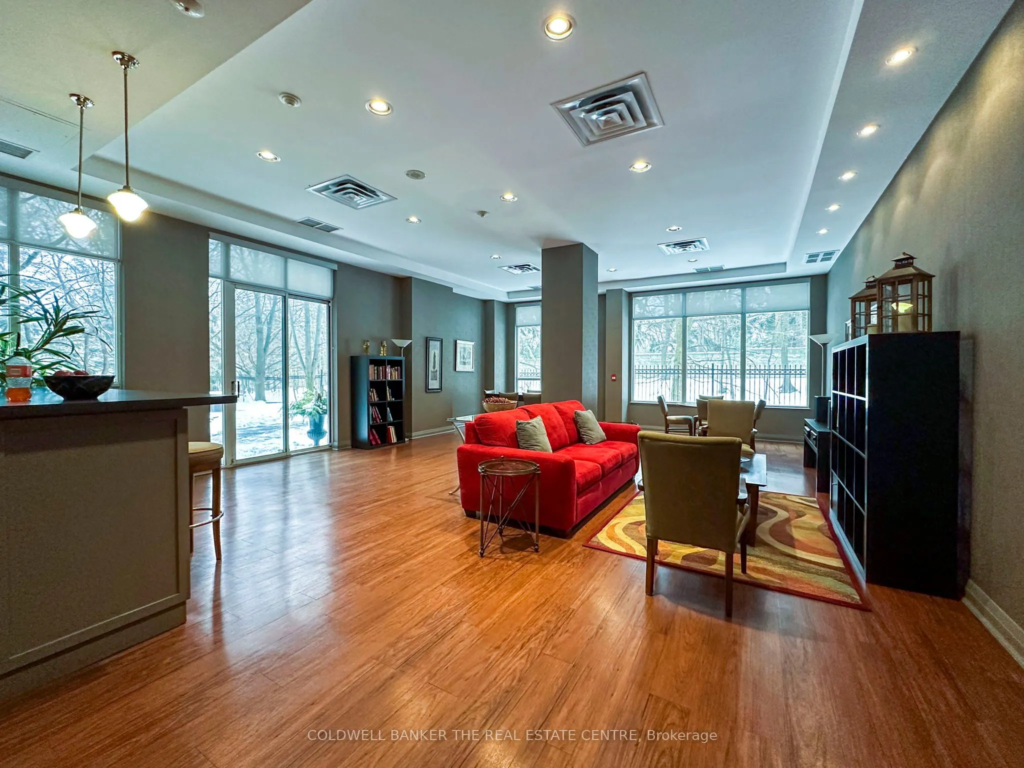 253 Merton Street N, #510