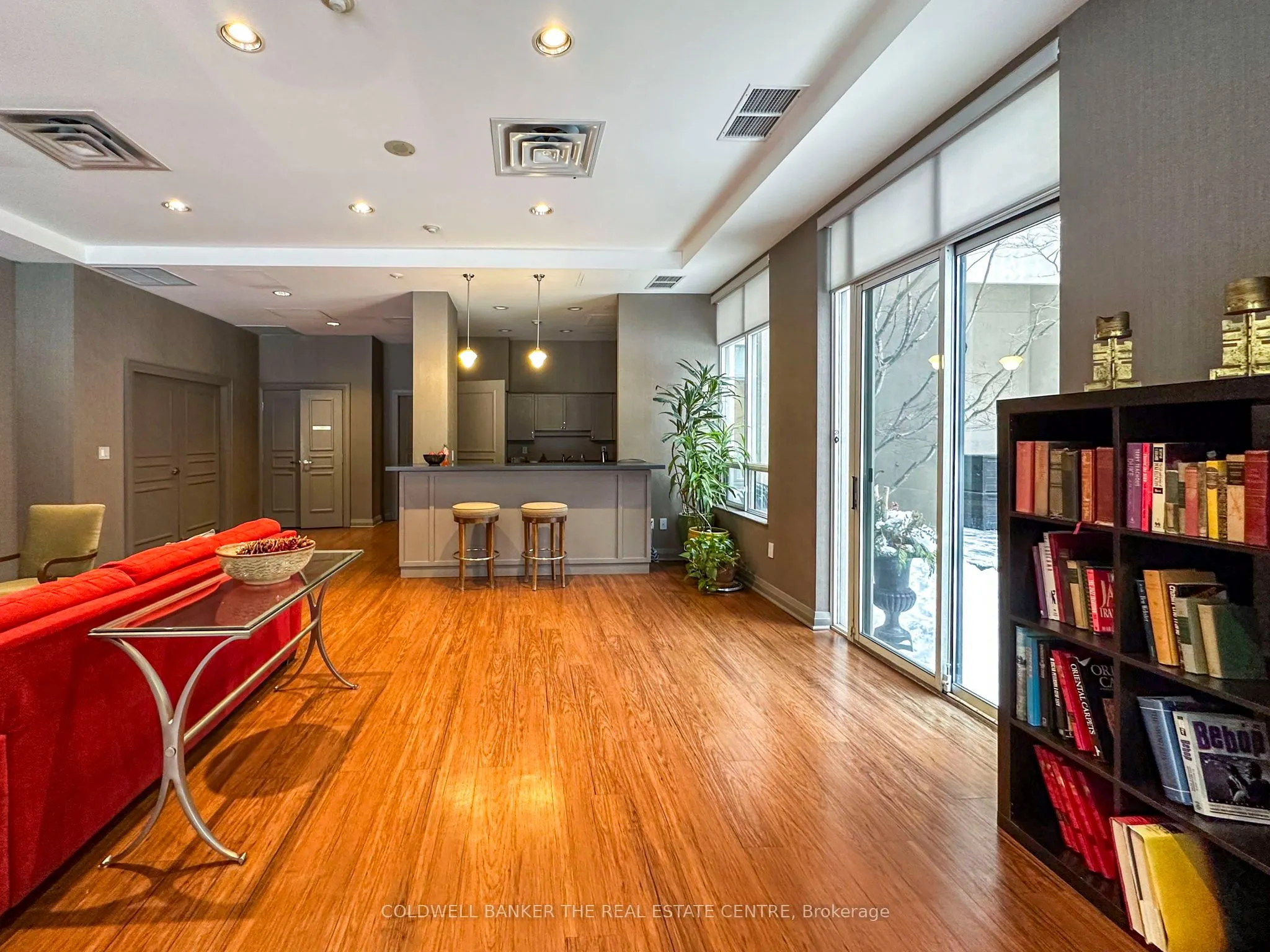 253 Merton Street N, #510