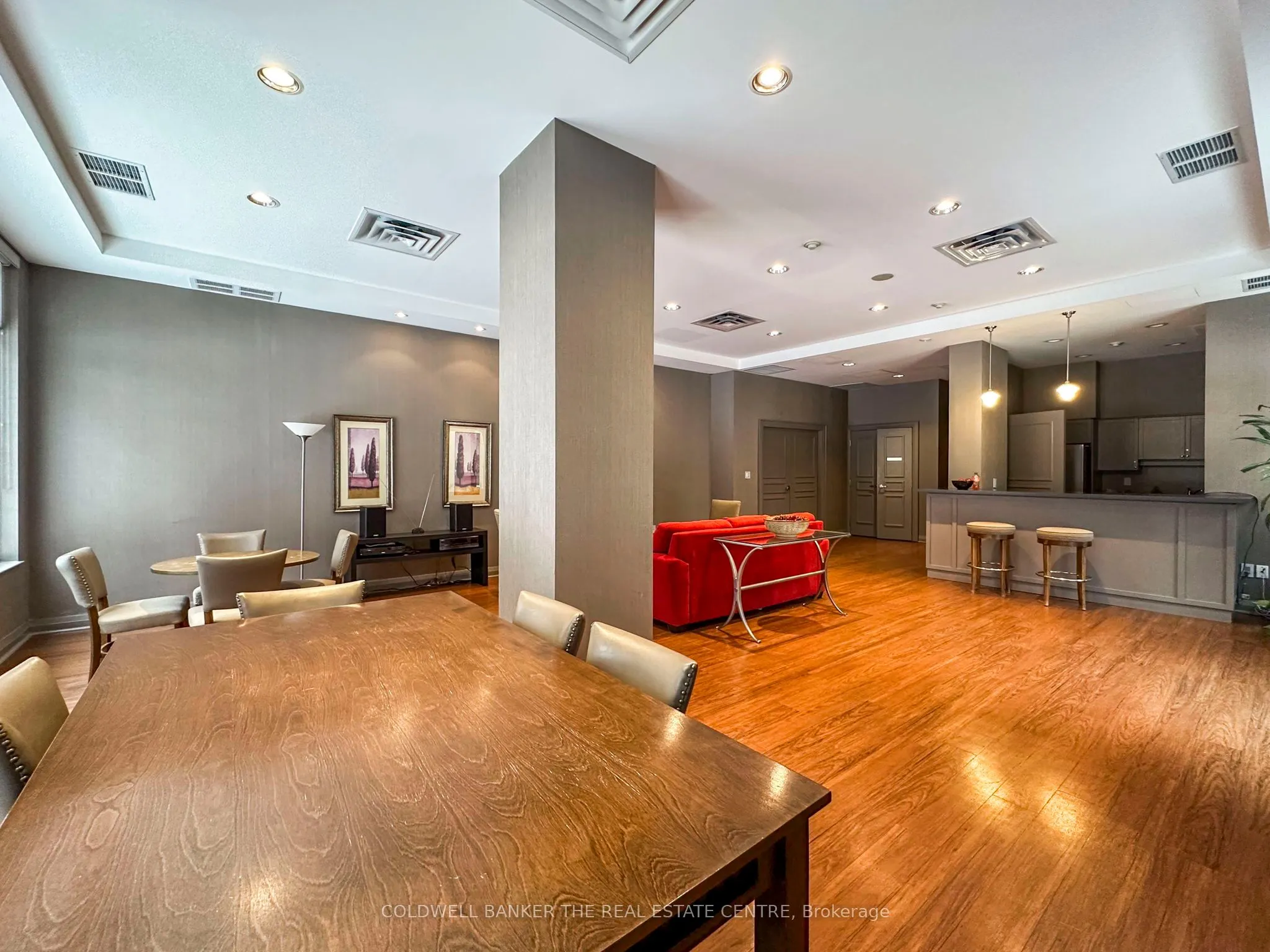 253 Merton Street N, #510