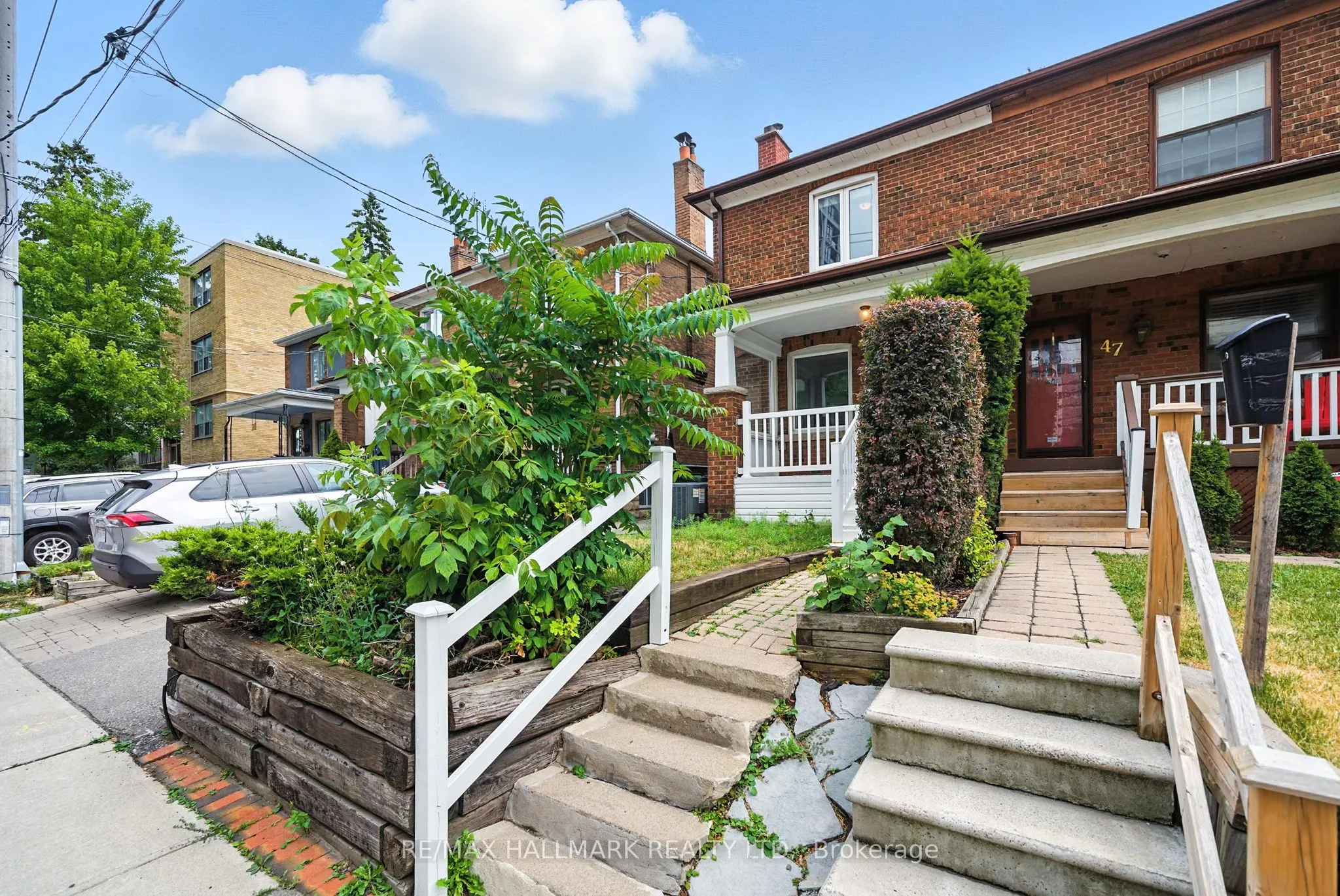 49 Rawlinson Avenue