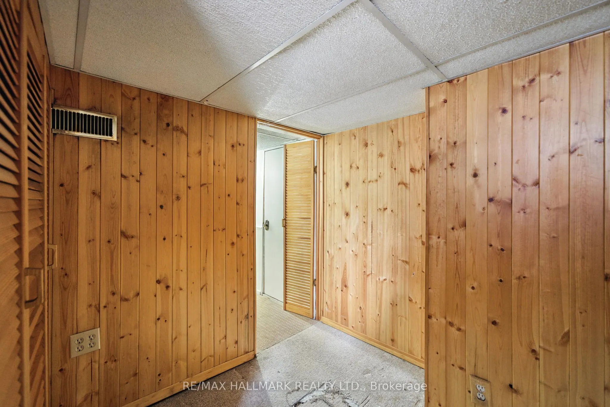 49 Rawlinson Avenue