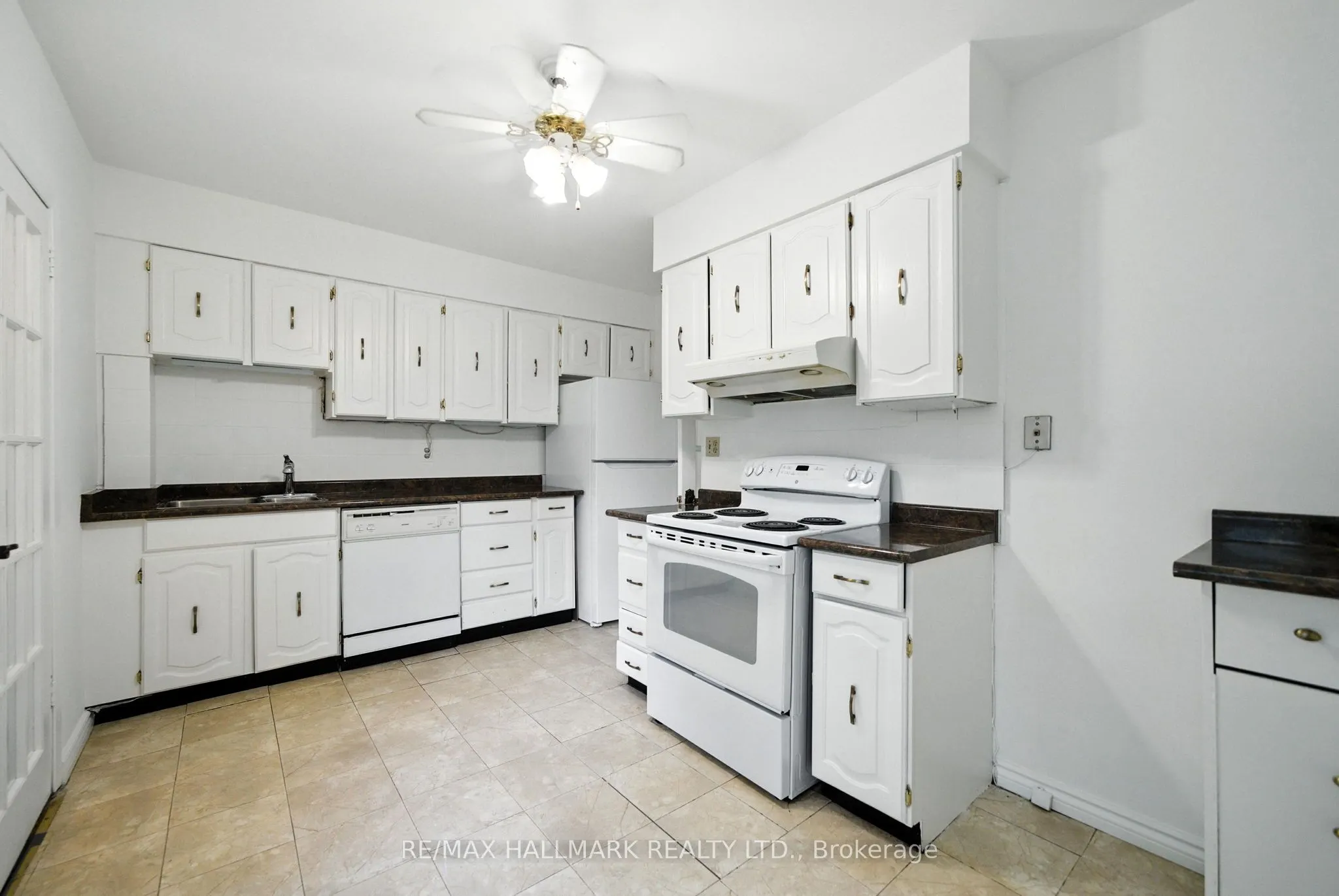 49 Rawlinson Avenue