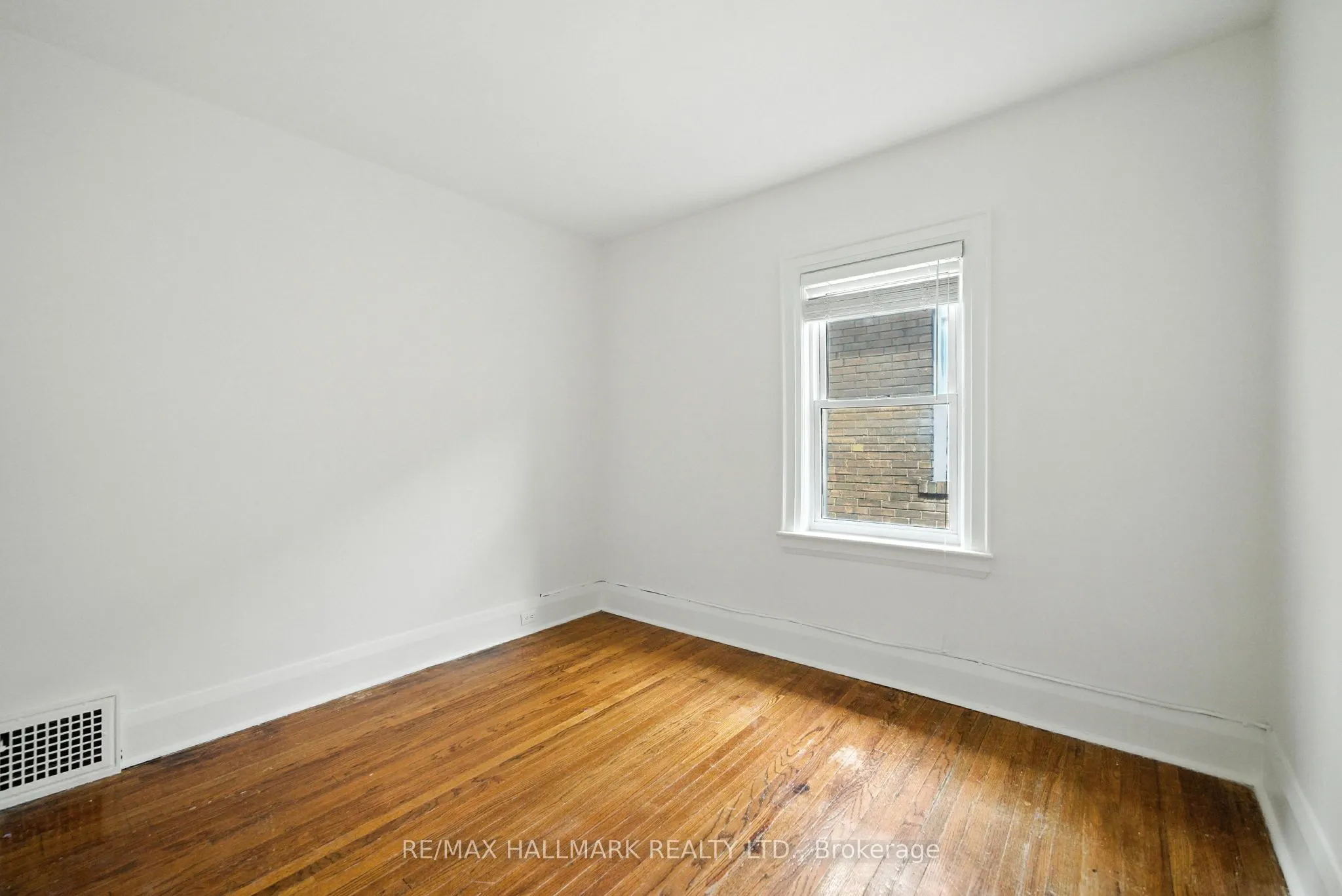 49 Rawlinson Avenue