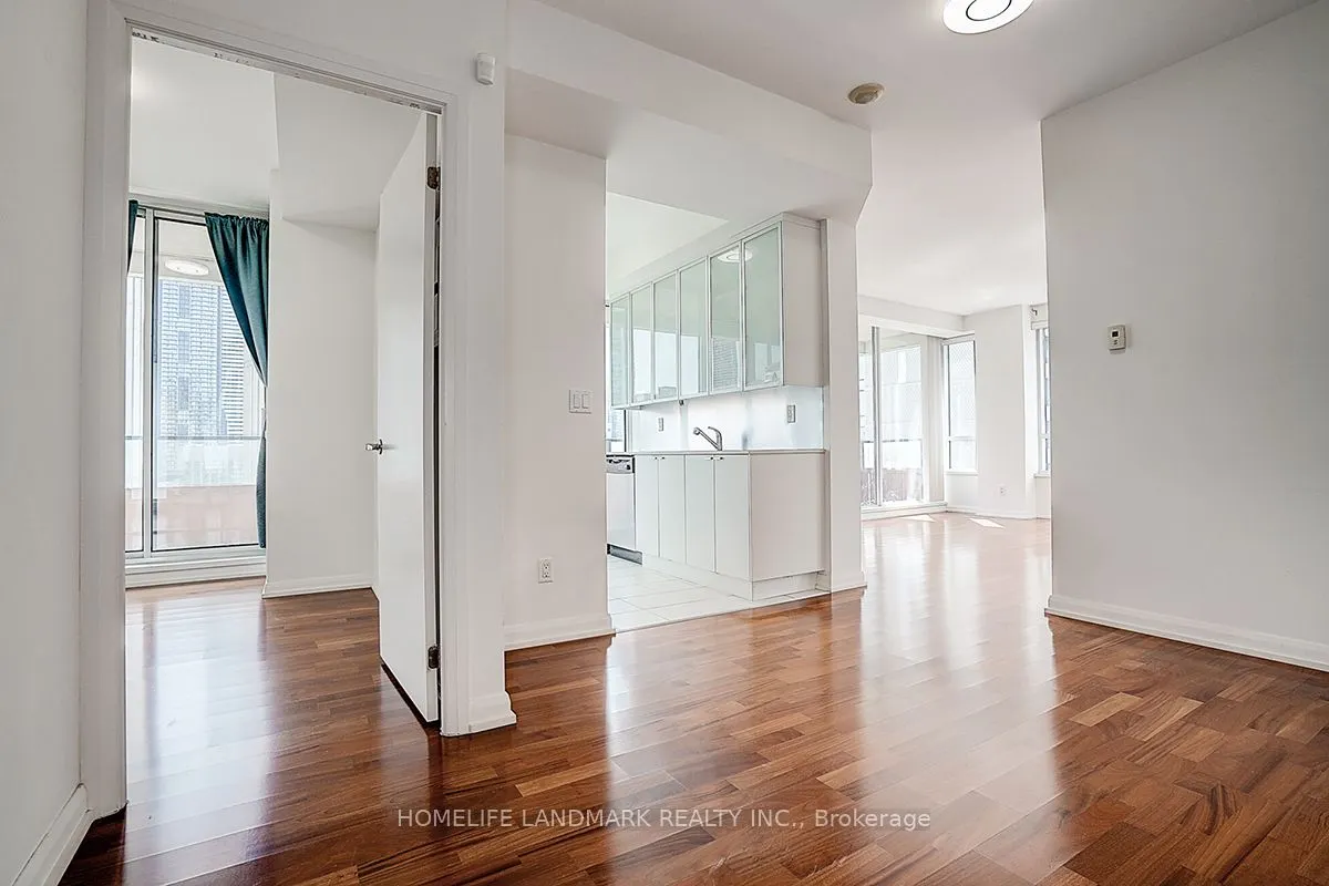 111 Elizabeth Street, #1711