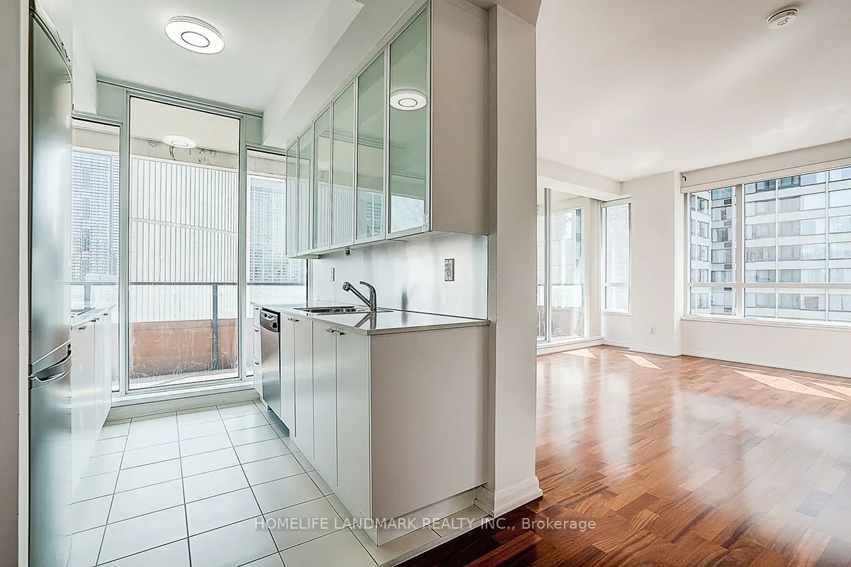 111 Elizabeth Street, #1711