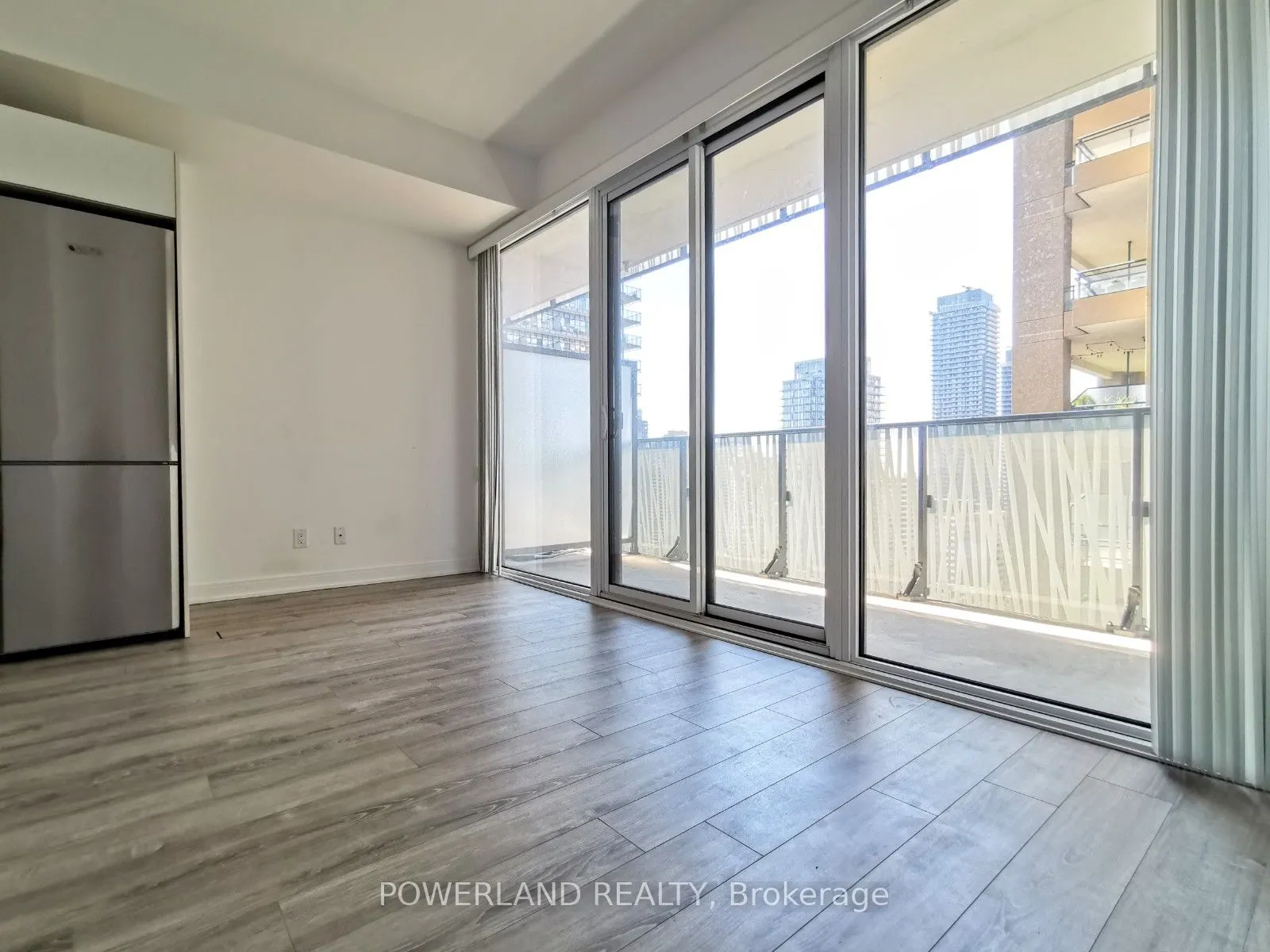 42 Charles Street E, #2306
