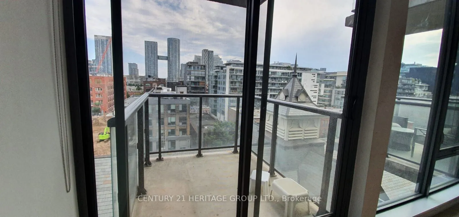560 King Estates W, #716