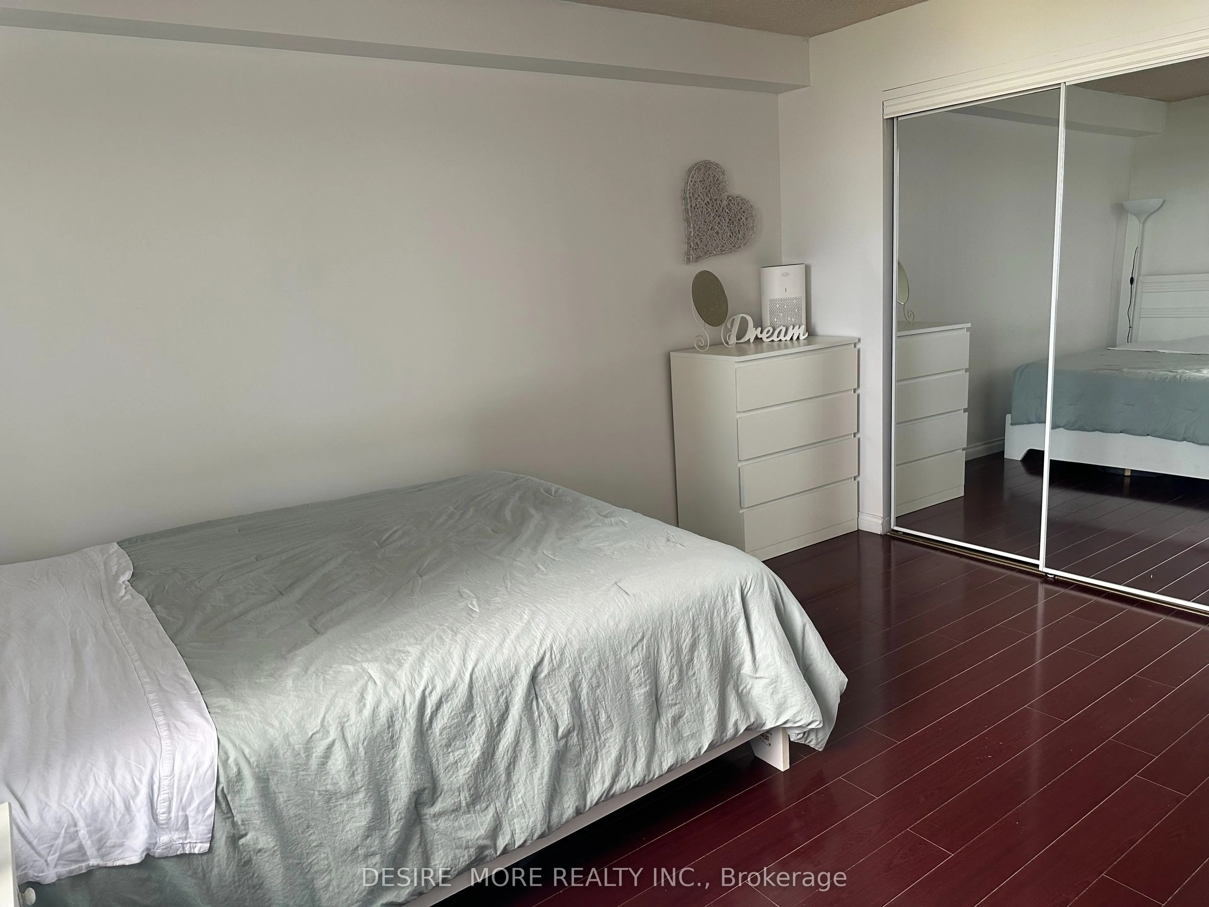 1900 Sheppard Avenue E, #1909