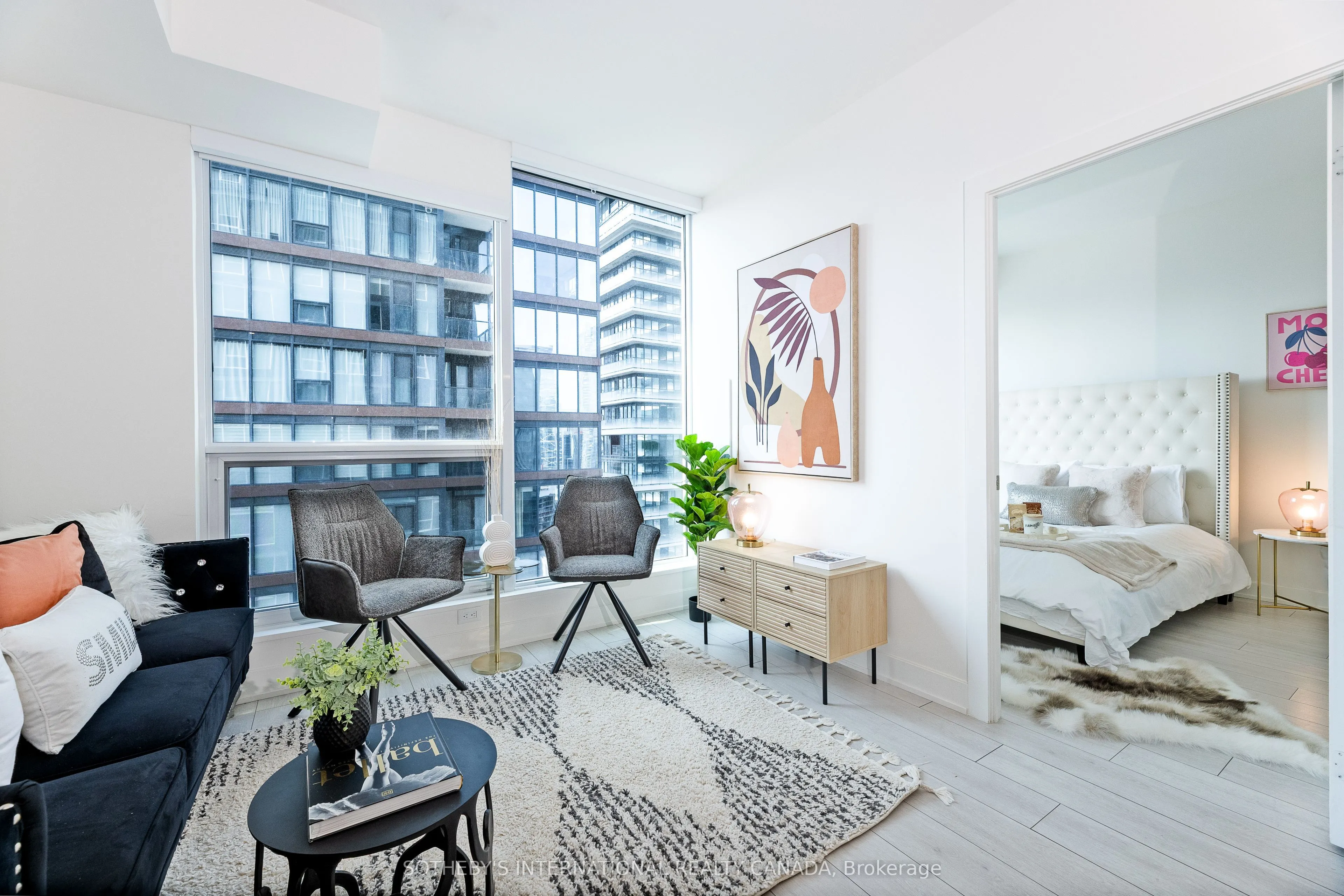 35 Mercer Street, #2411