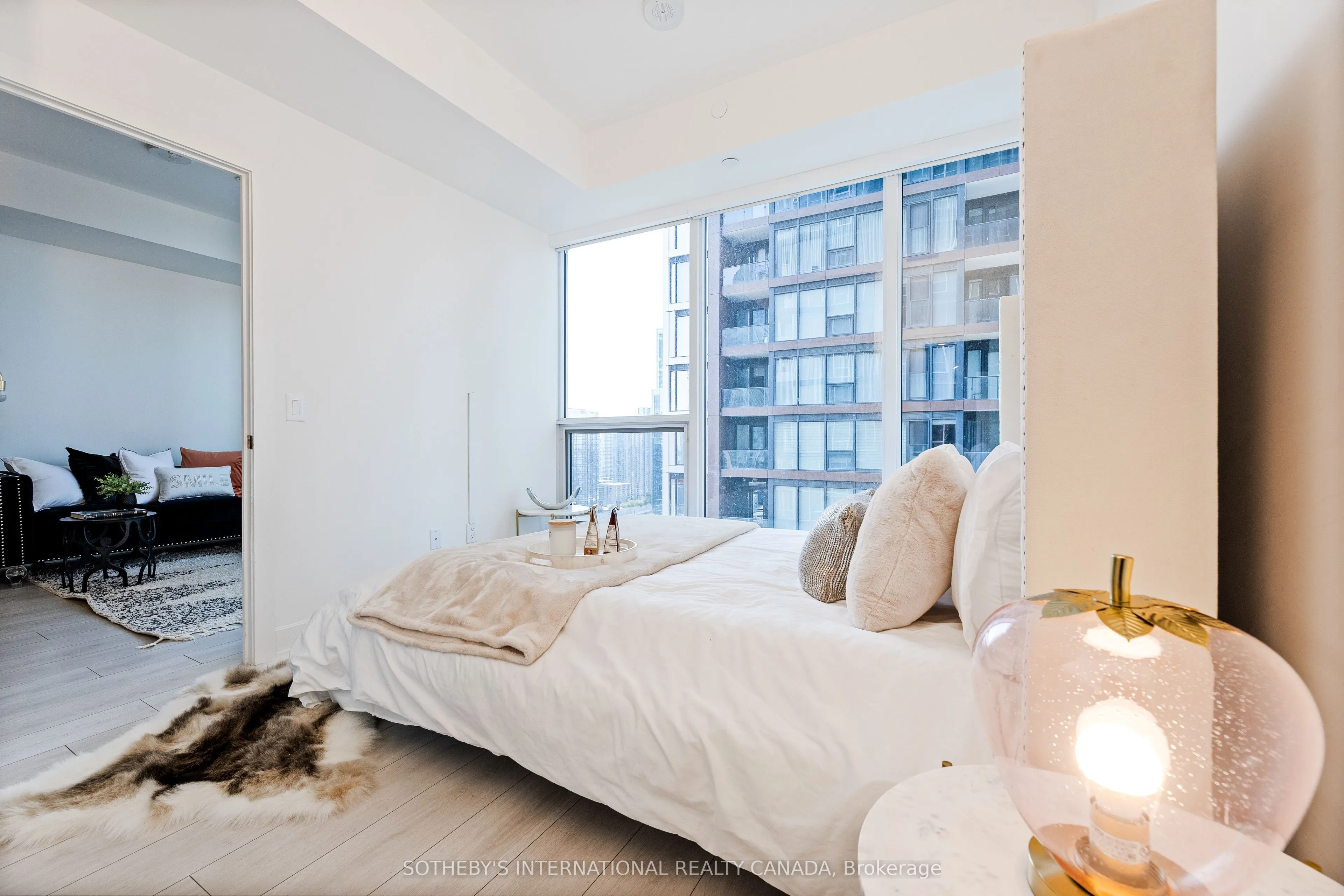 35 Mercer Street, #2411