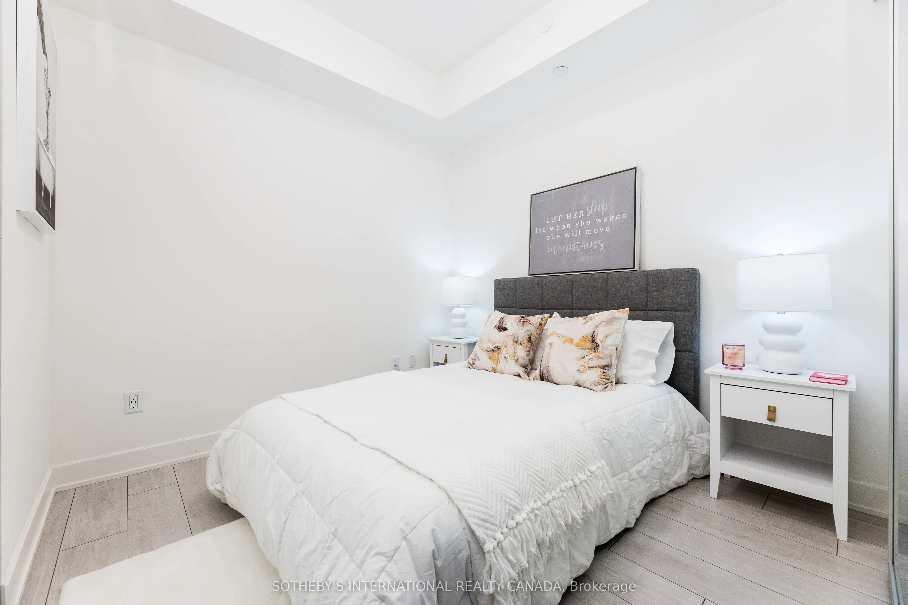 35 Mercer Street, #2411