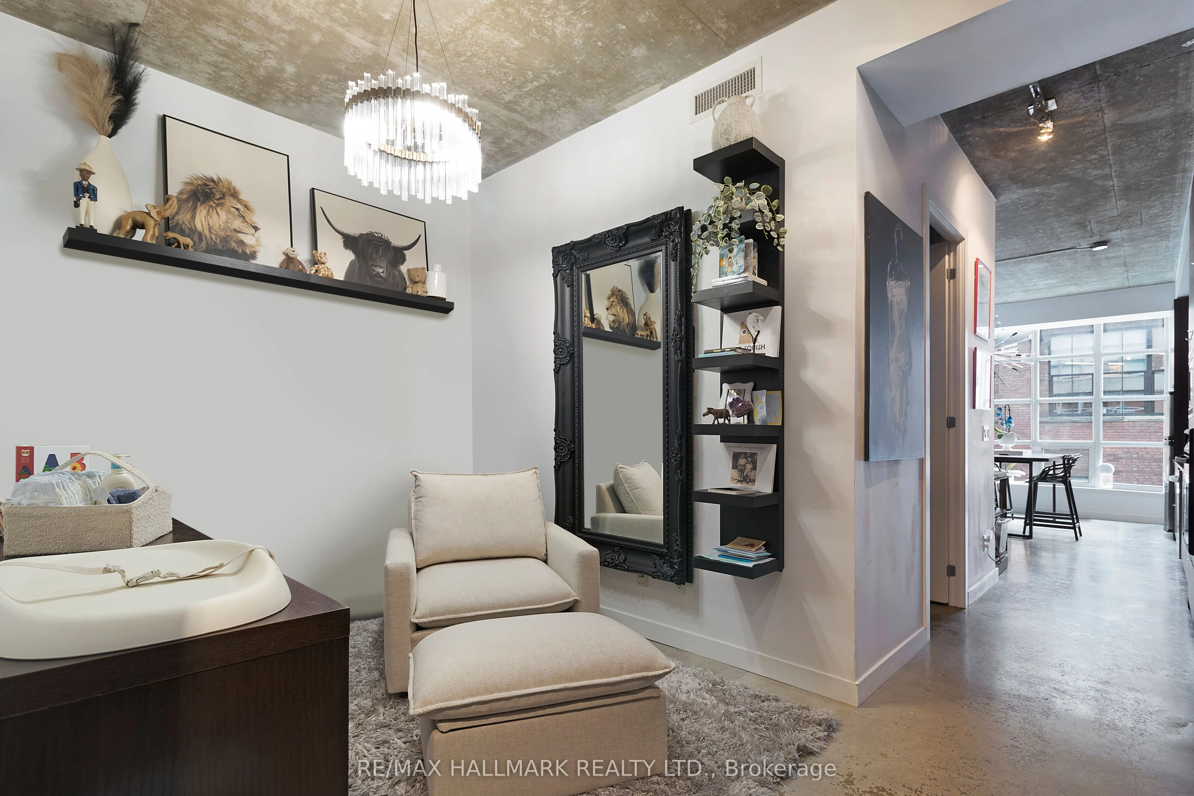 23 Brant Street, #412