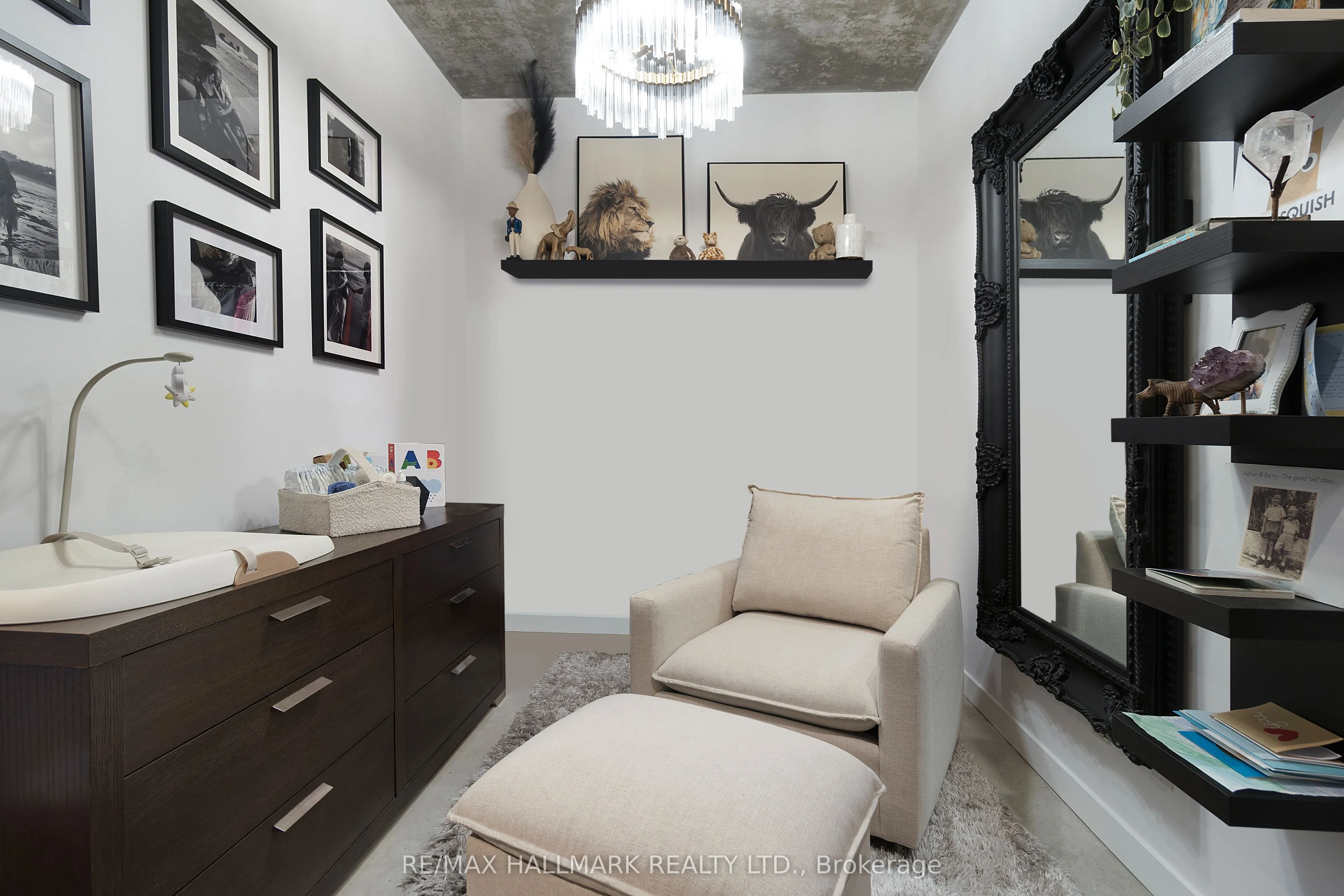 23 Brant Street, #412