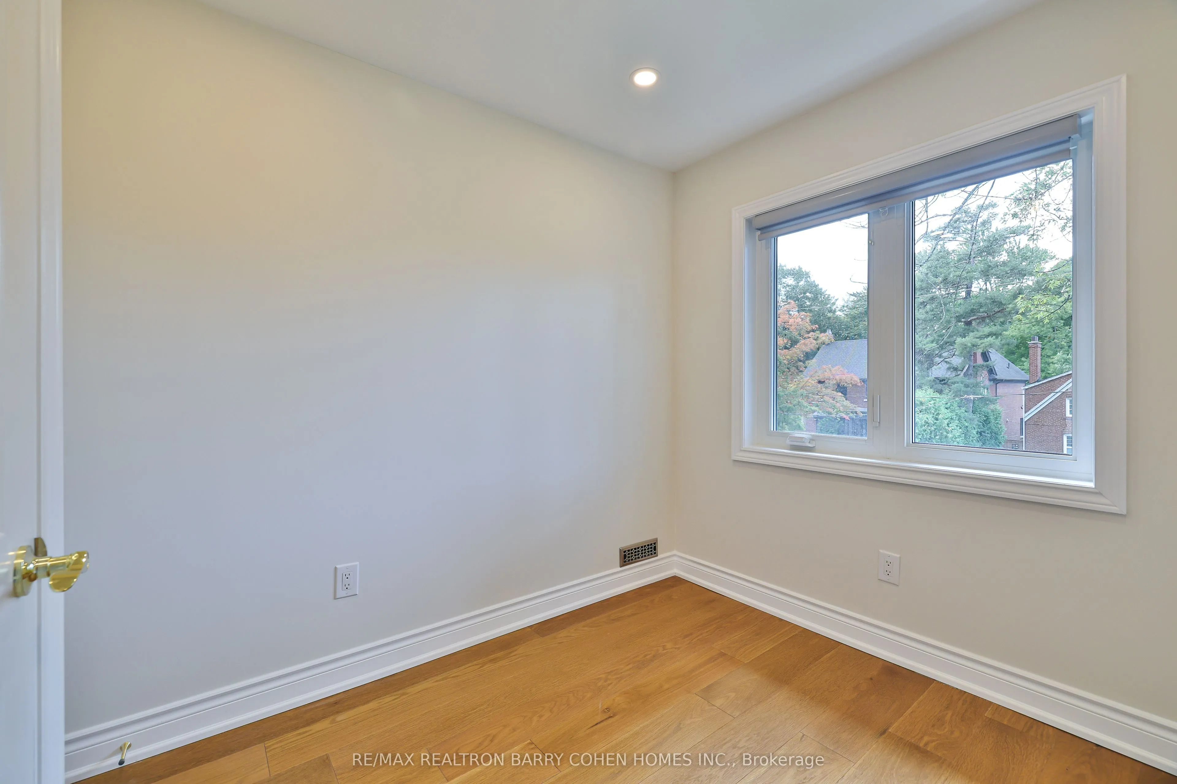 1 Wanless Crescent