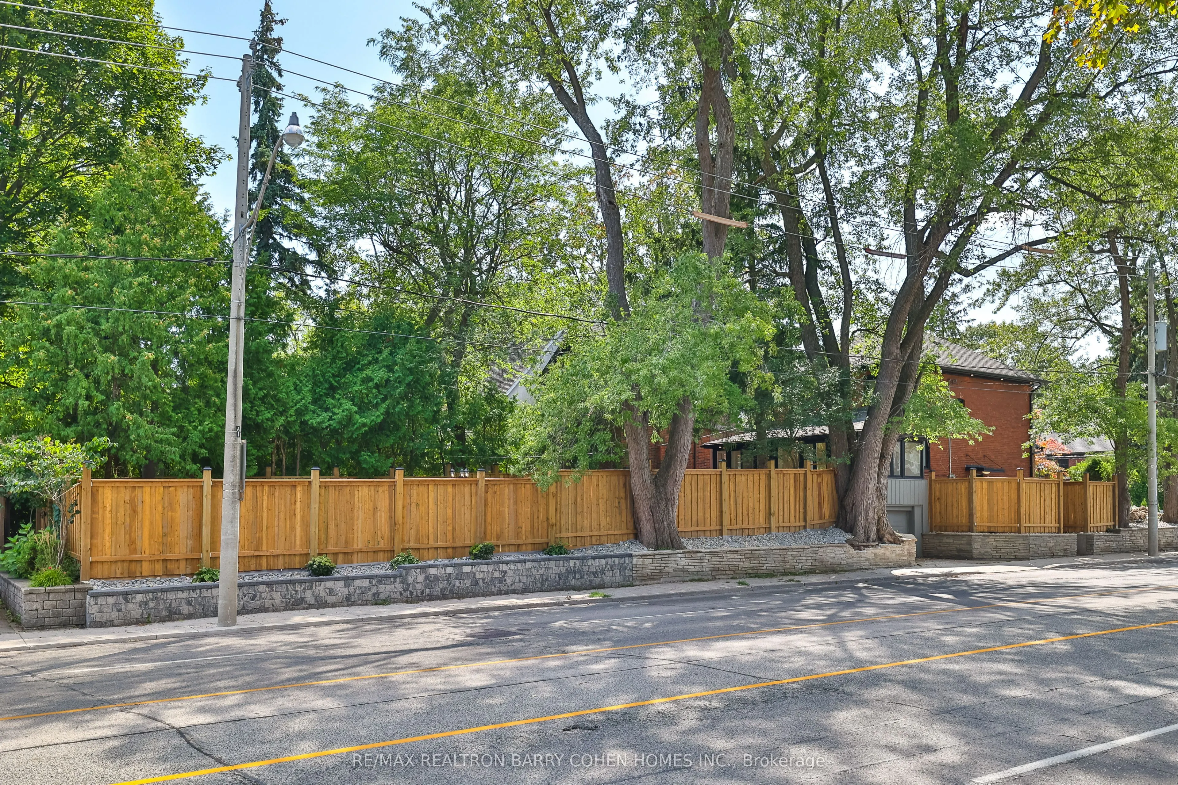 1 Wanless Crescent