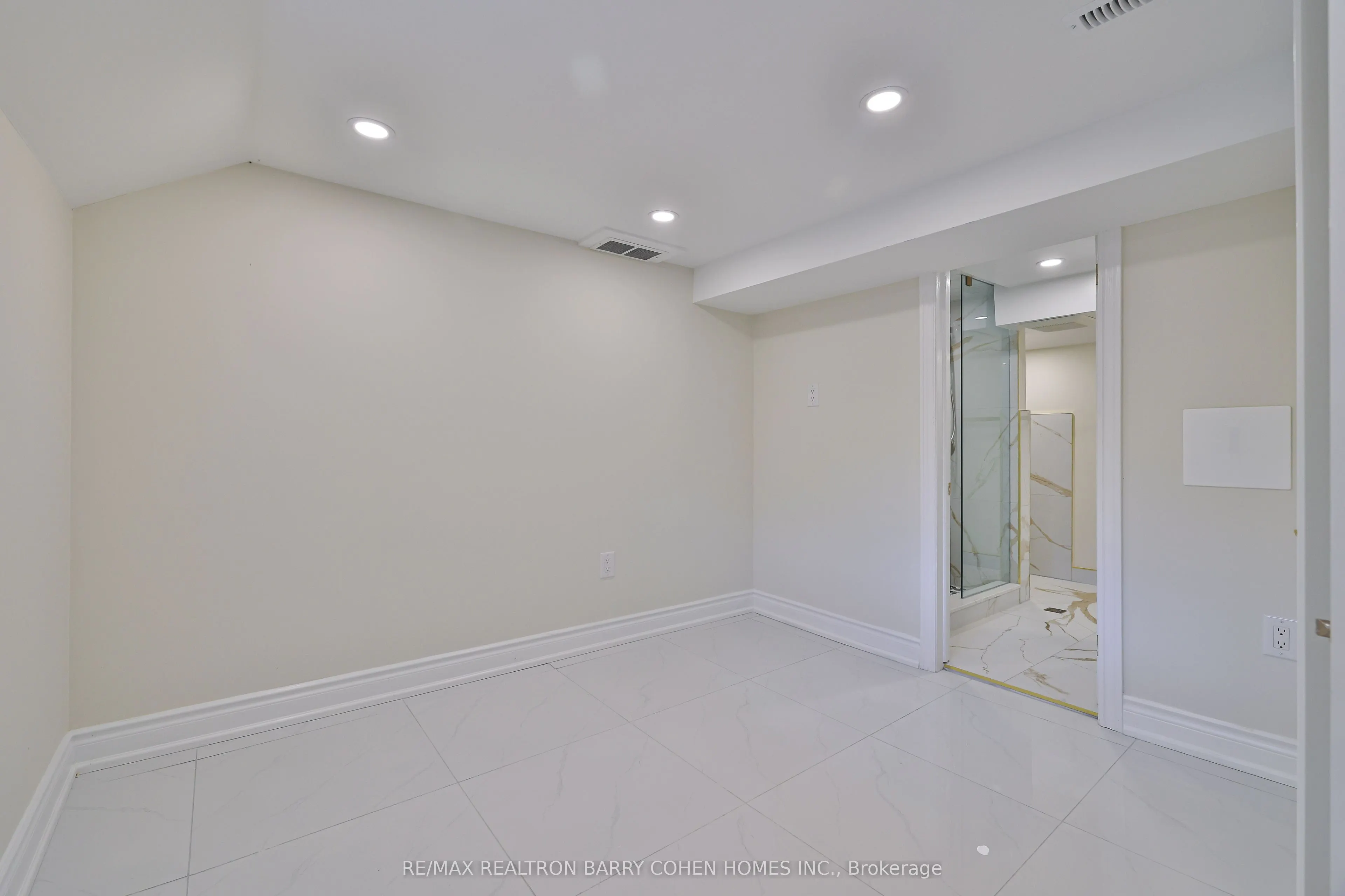 1 Wanless Crescent