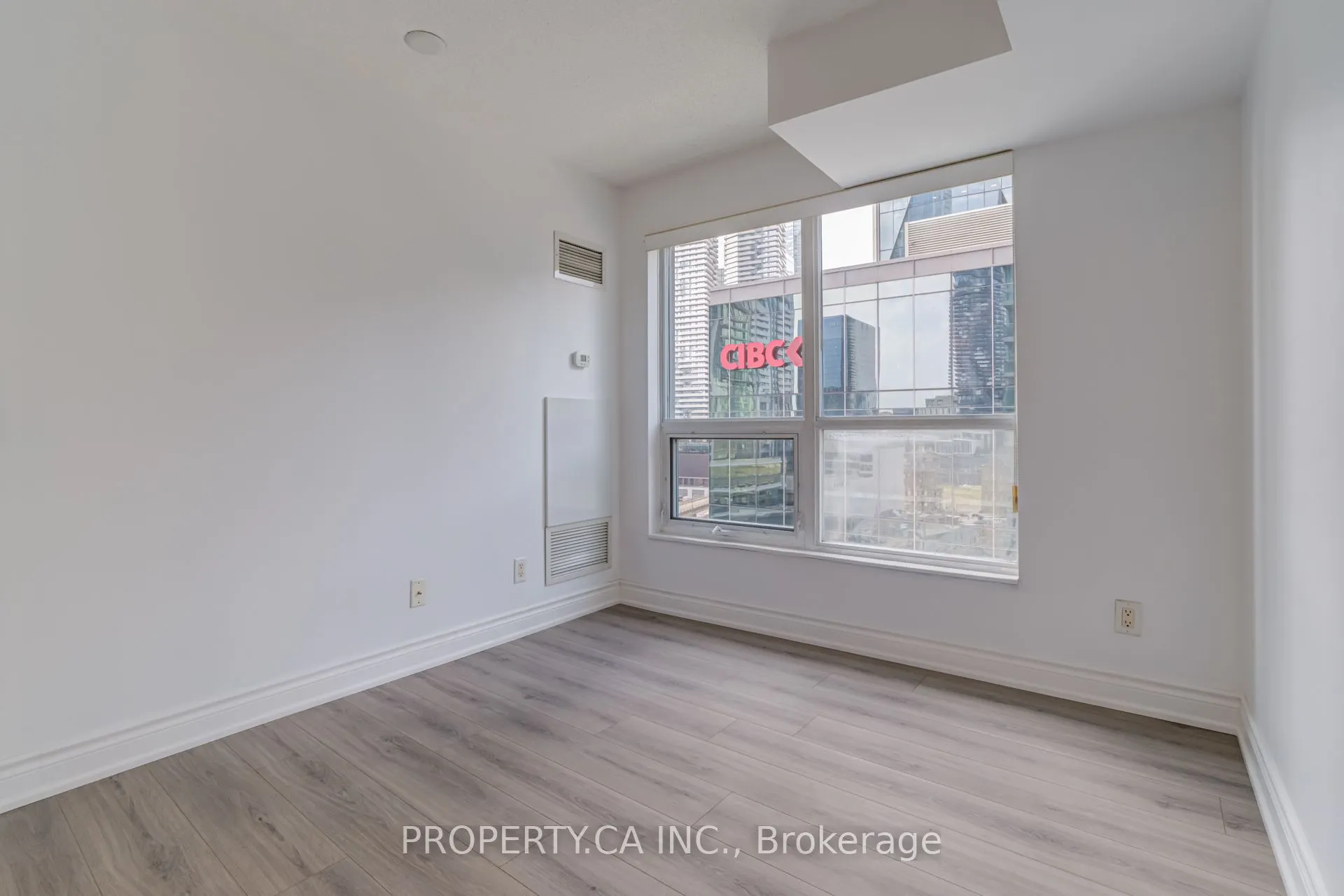 18 Yonge Street, #1213